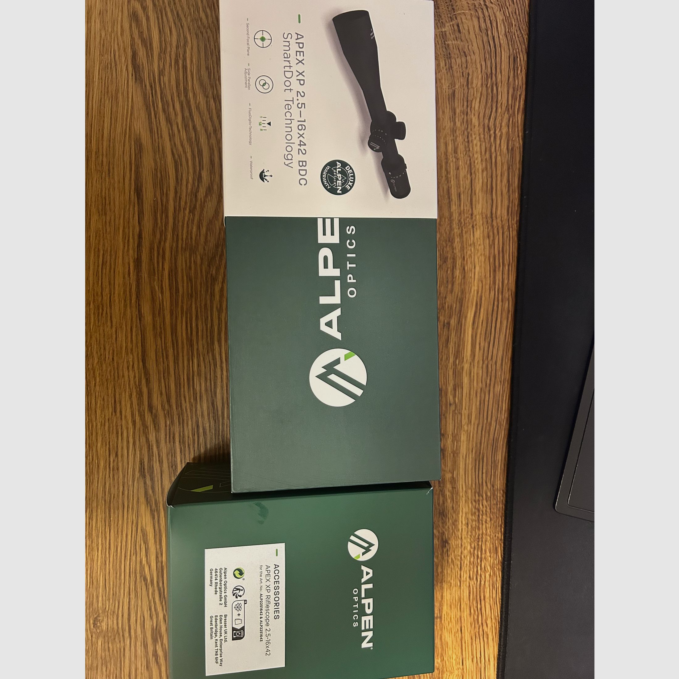 Alpen Optics Apex XP telescopio 2.5-16x42.