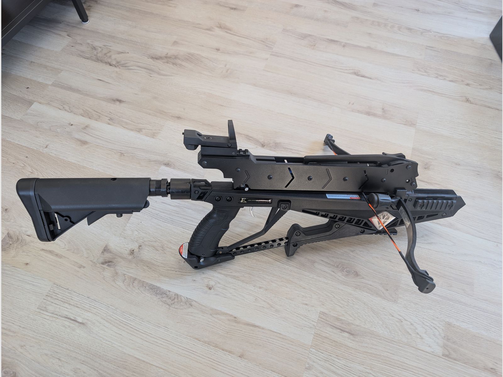 Cobra Adder Armbrust + Zubehör 