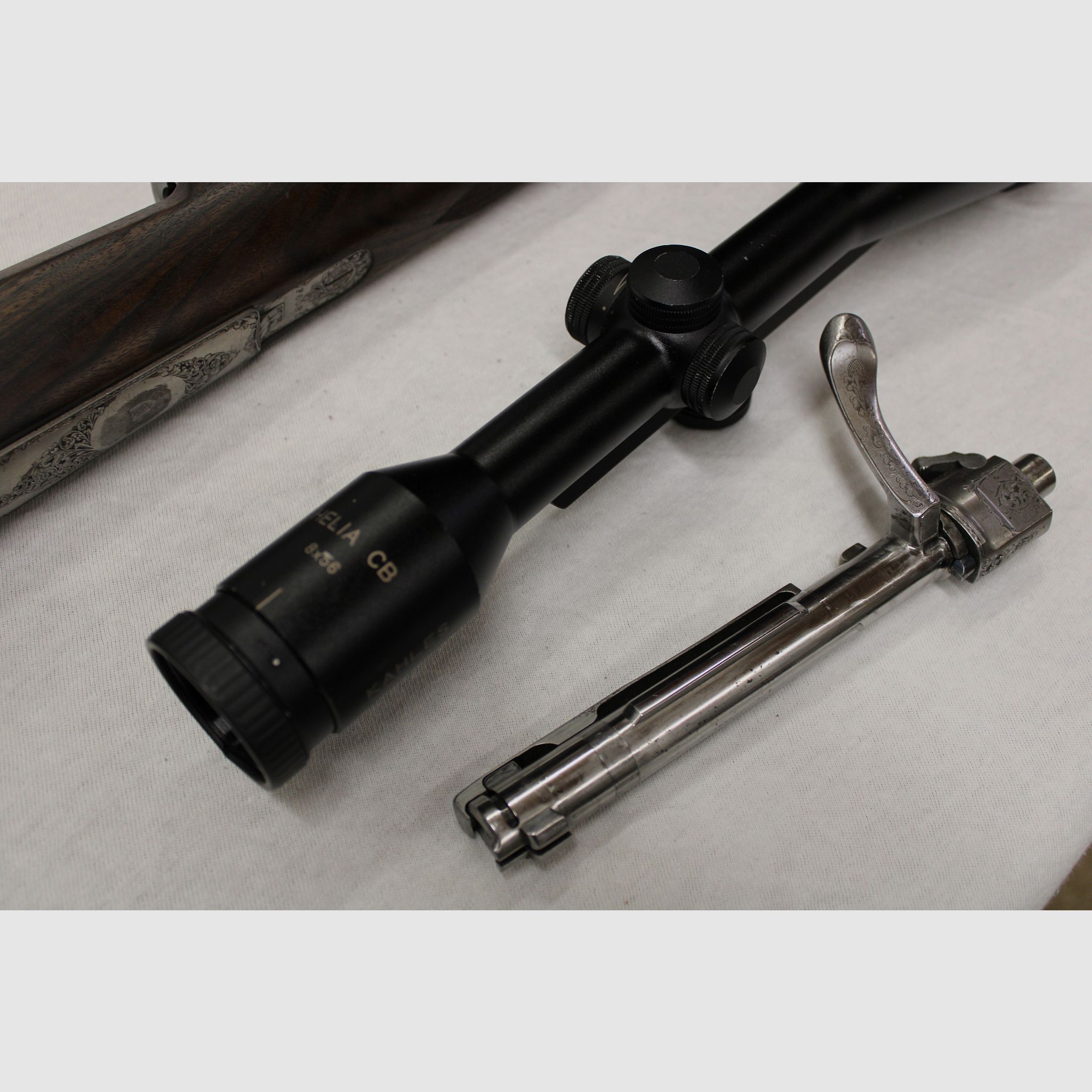 Bolt-action rifle Mauser DWM Luxus rifle 9,3 x 62 Keiler rifle with engraving rarity Kahles 8 x 56 red dot sight