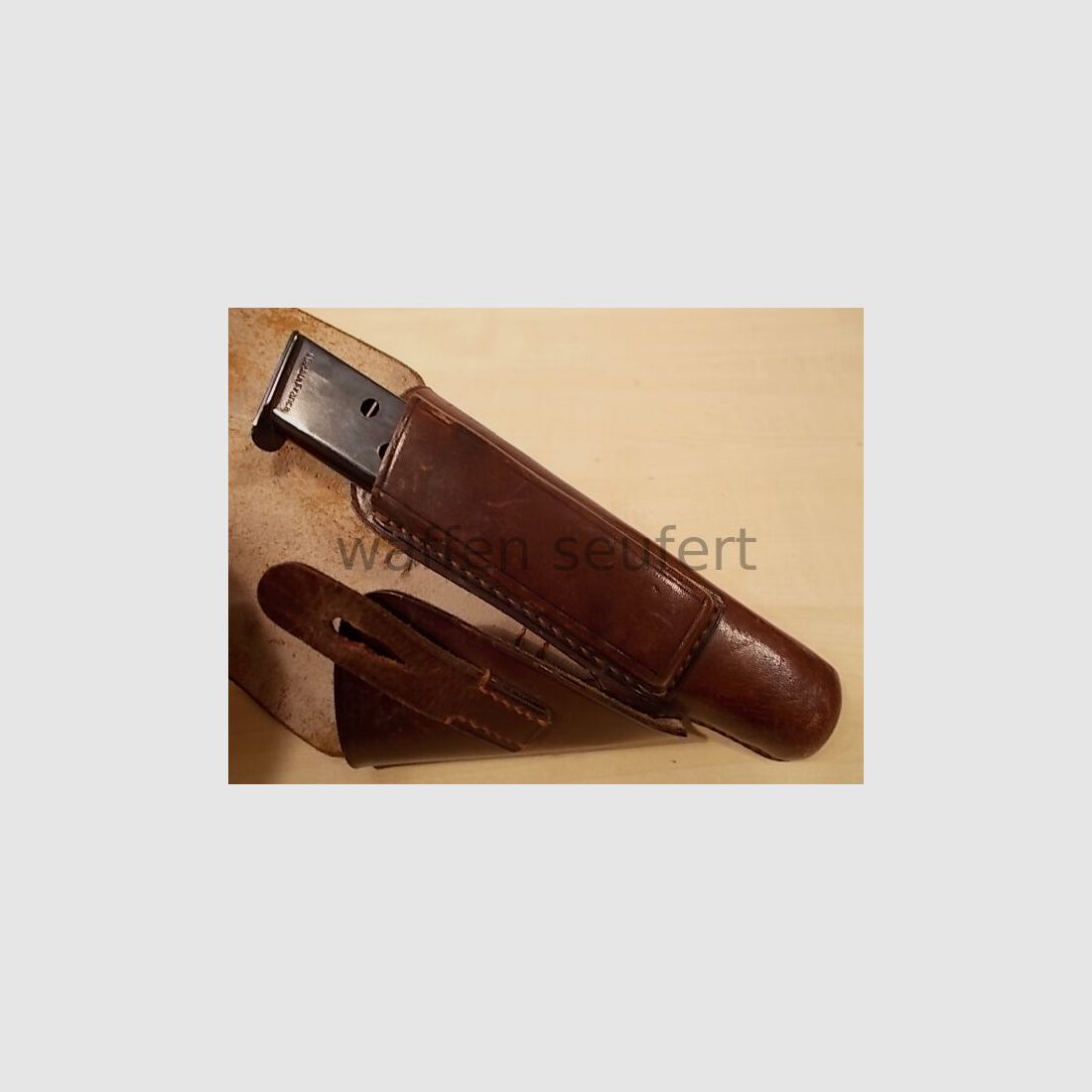 Original Pistolentasche mit PP Manurhin Magazin 7,65