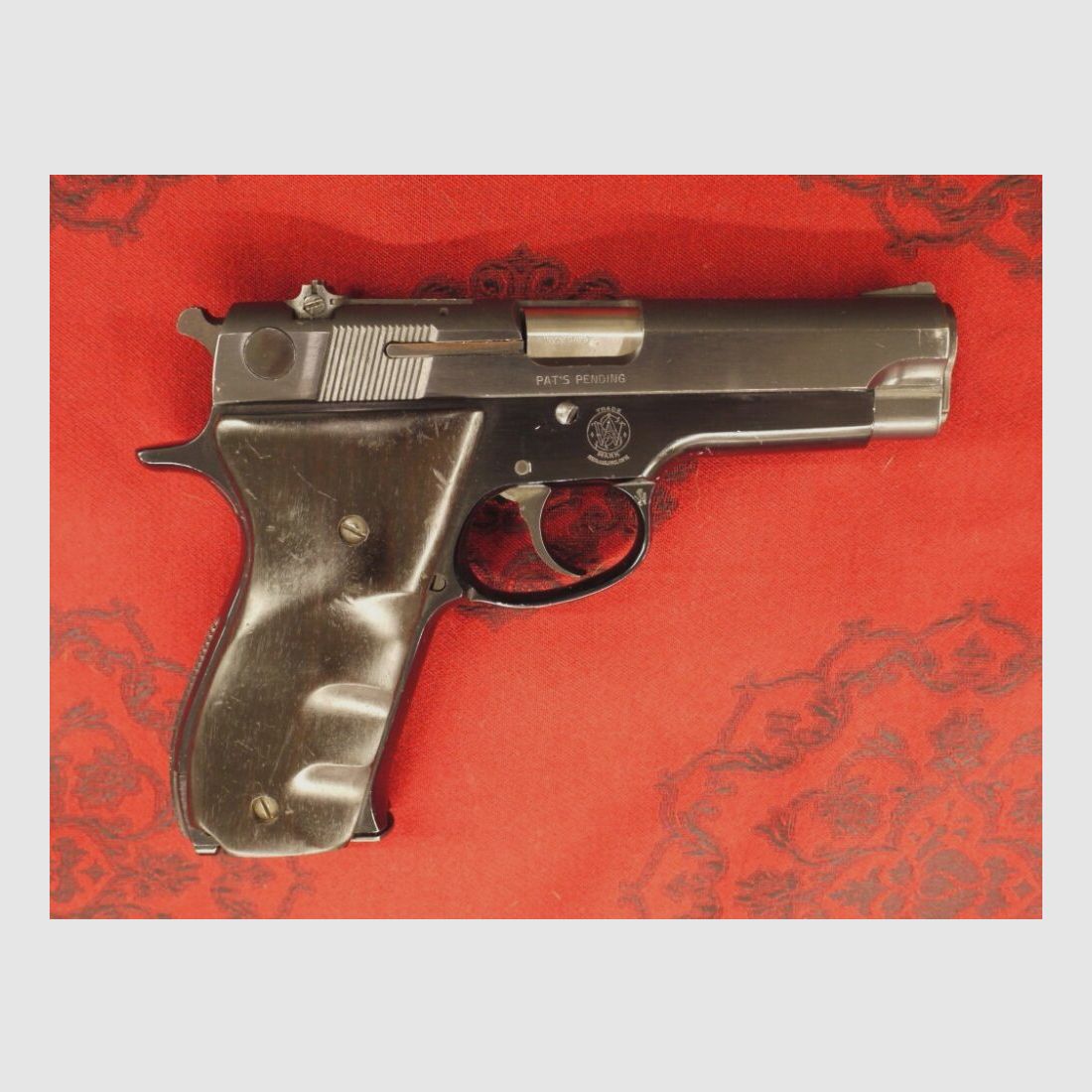 Smith & Wesson 39-2