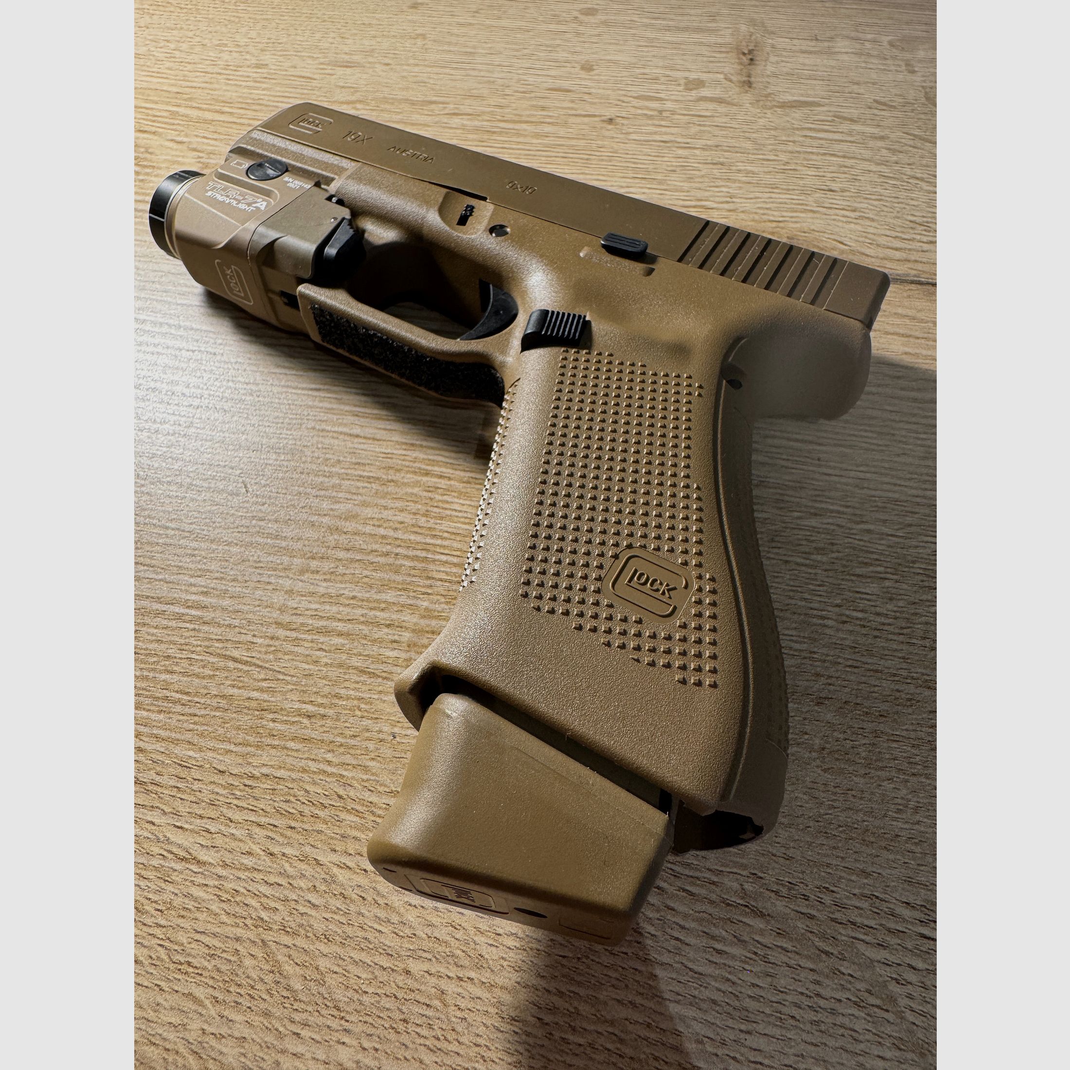 Glock 19x