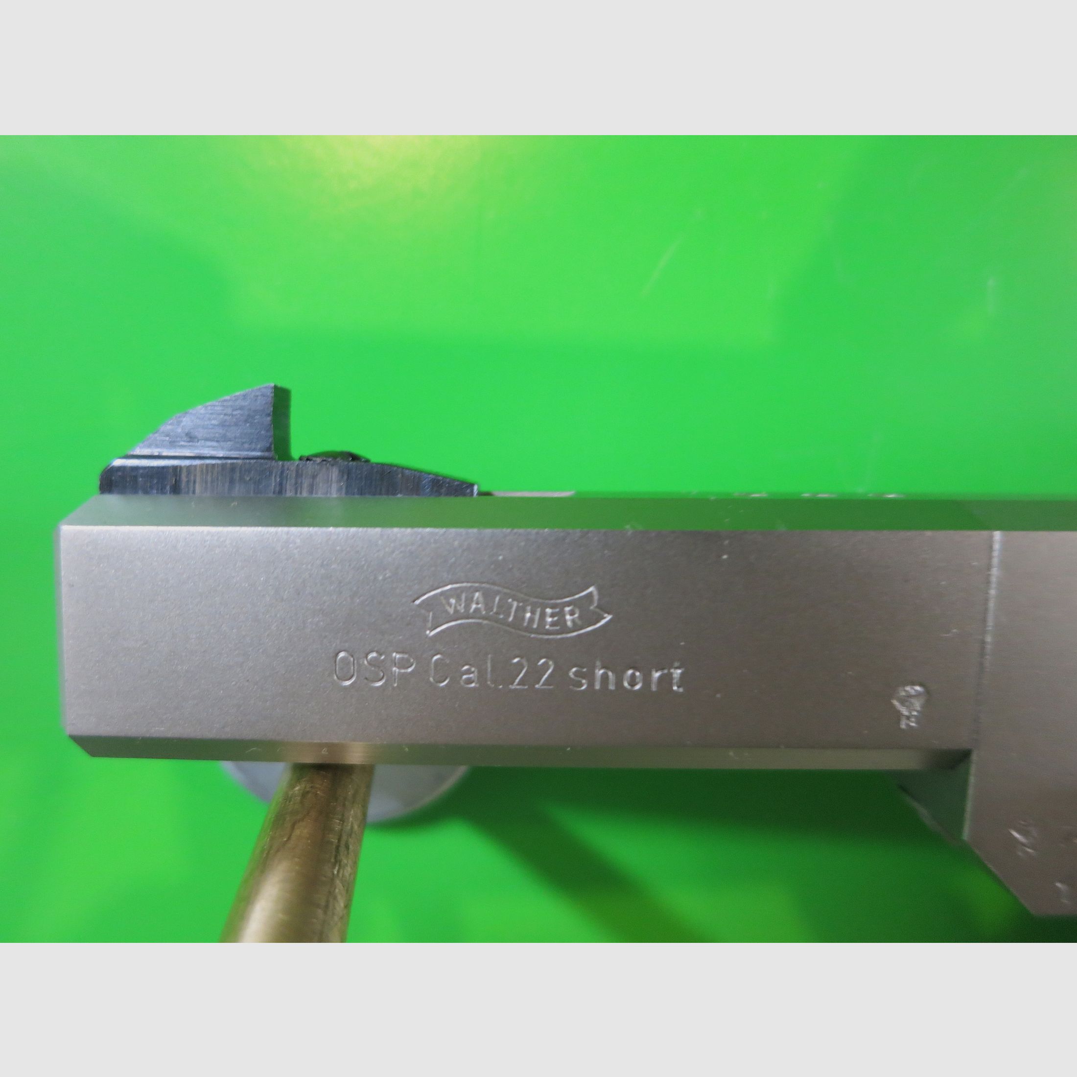 Sport-Pistole Walther OSP Kaliber .22lr, NILL Sport-Griff, .22 Short, Nickel-Version    #79-