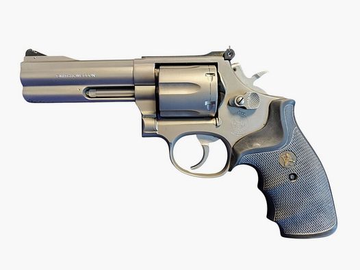 Smith & Wesson 686