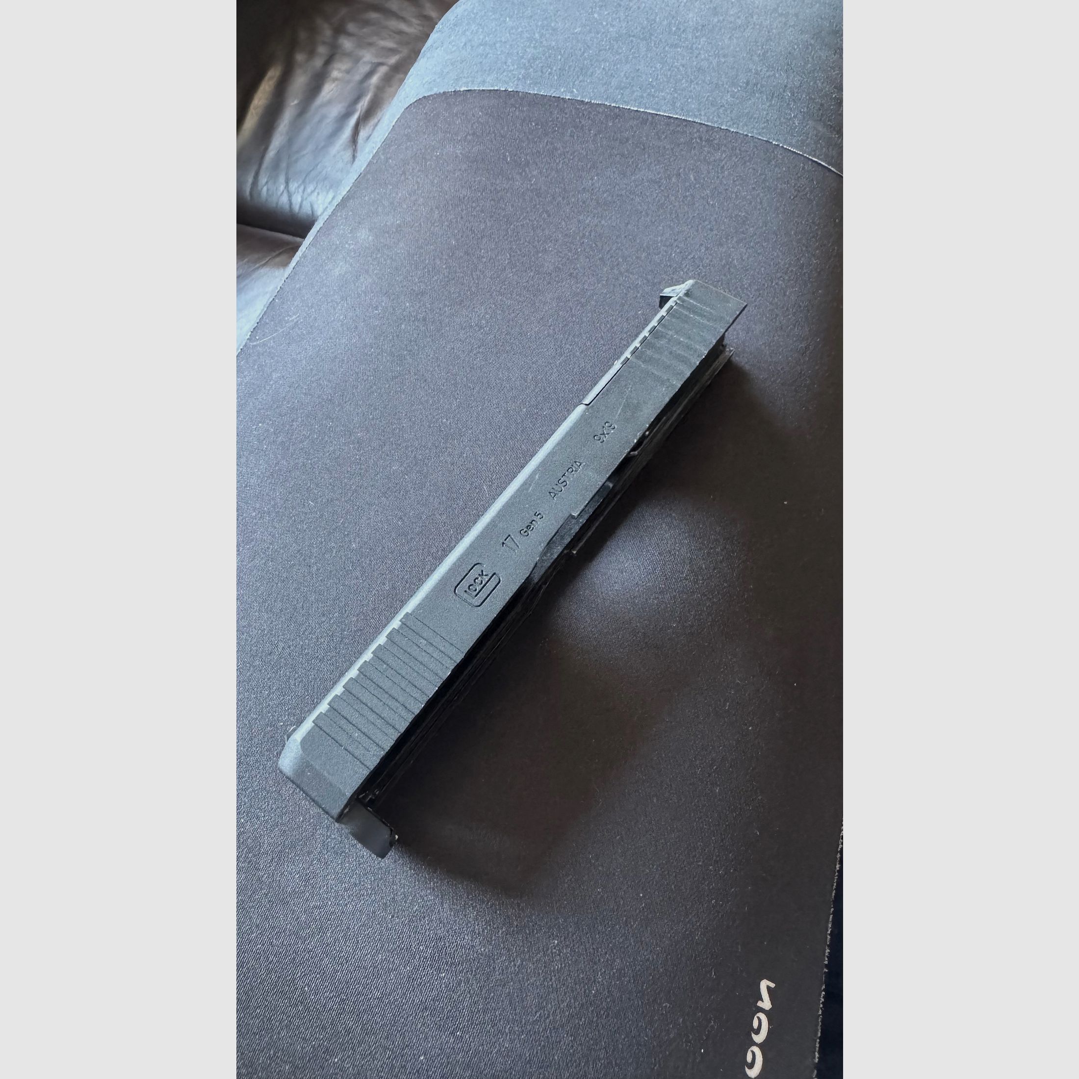 Originele GHK Glock 17 Gen 5 Aluminium Sluiter & Loop incl. Terugslagveer & Trigger Locator