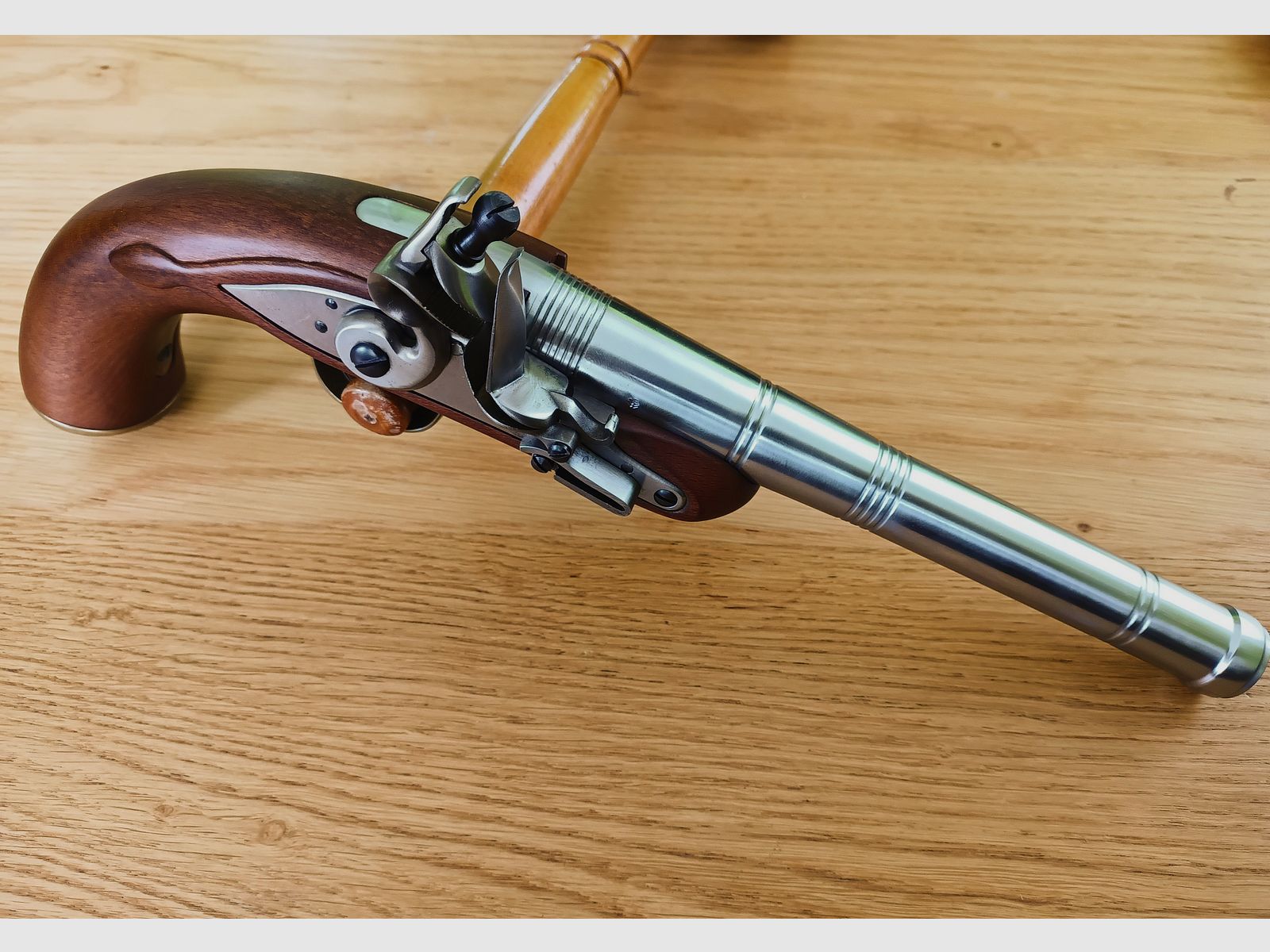 Pistolet à silex Queen Anne de Davide Pedersoli