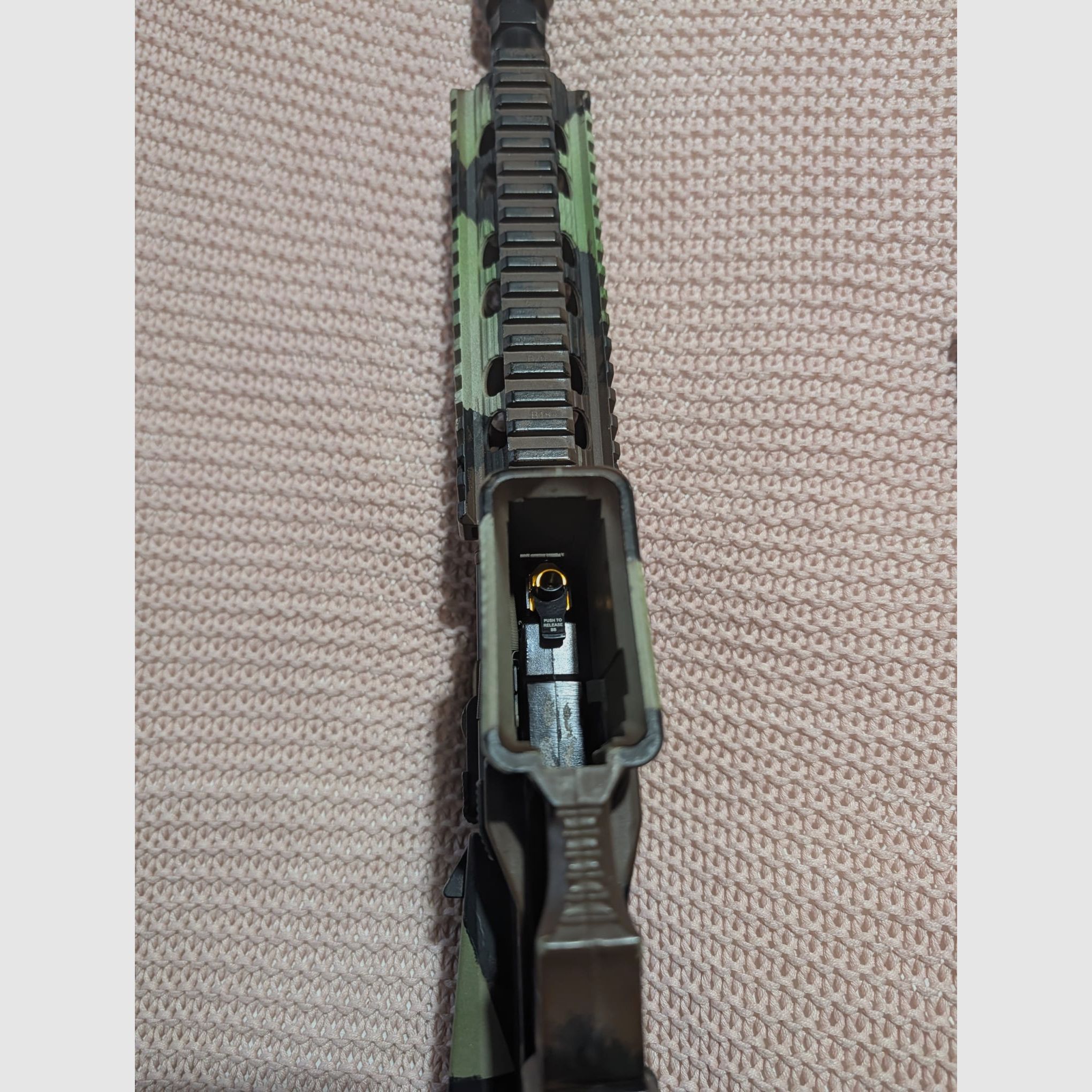 Ares Amoeba 008 S-AEG 6mm Airsoft M4 *lackiert*, Bild 9 von 9