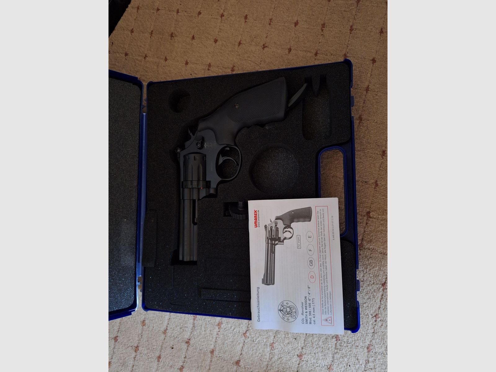 Smith & Wesson Co2- Revolver 4" im cal. 4,5mm 