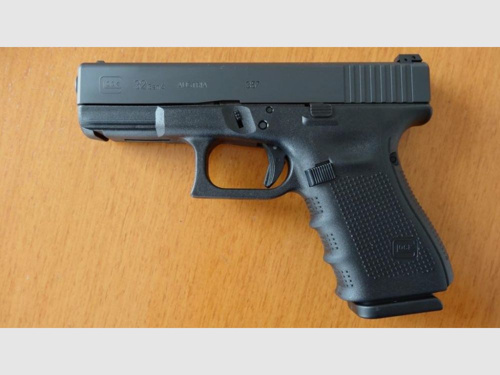 Pistola Glock SL Glock 32-4.Gen. Cal. 357. Sig