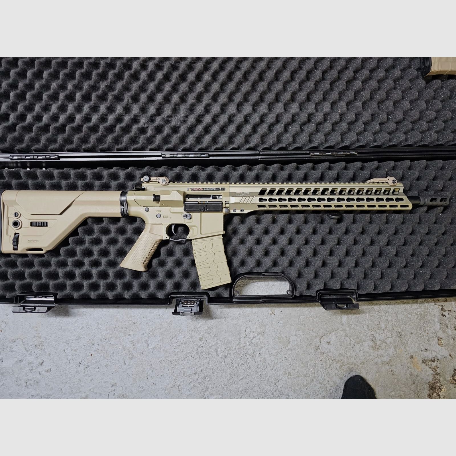 Airsoft-Waffen ICS CXP YAK SR TAN