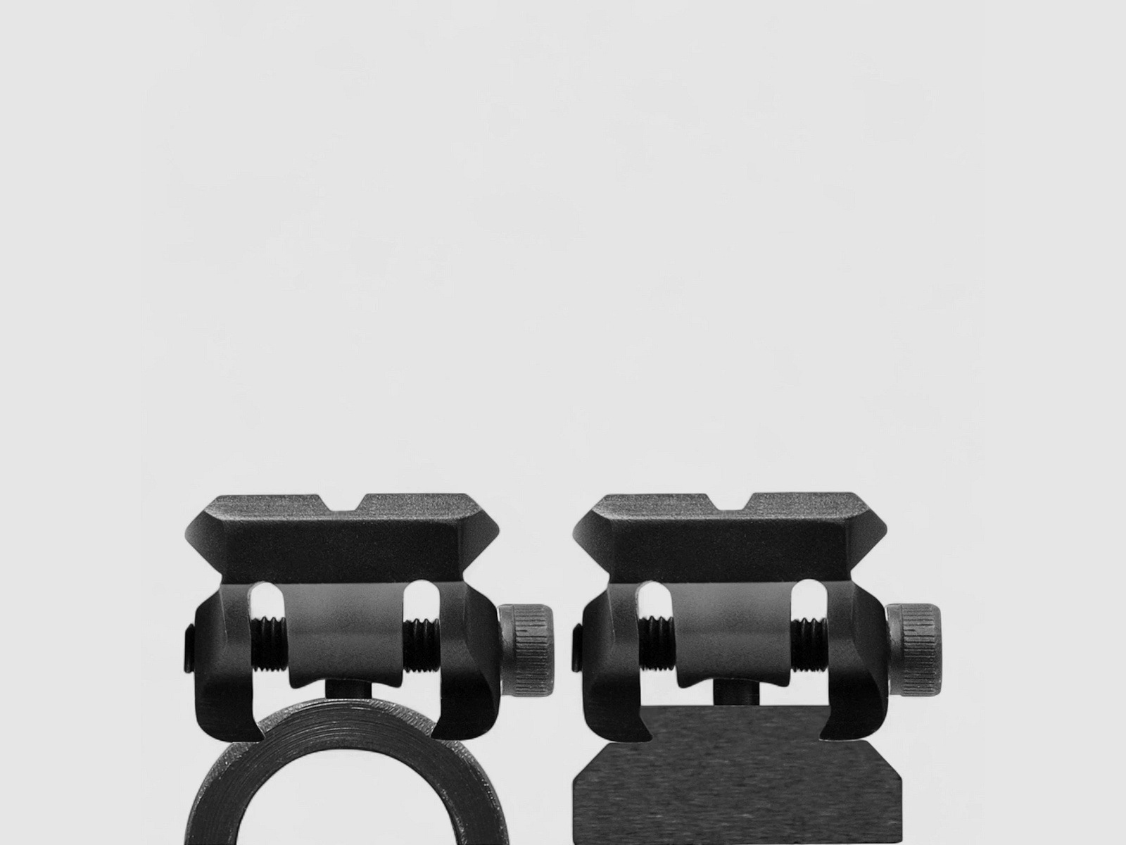 UTG Universal Dovetail to Picatinny Adapter für 9–11 mm