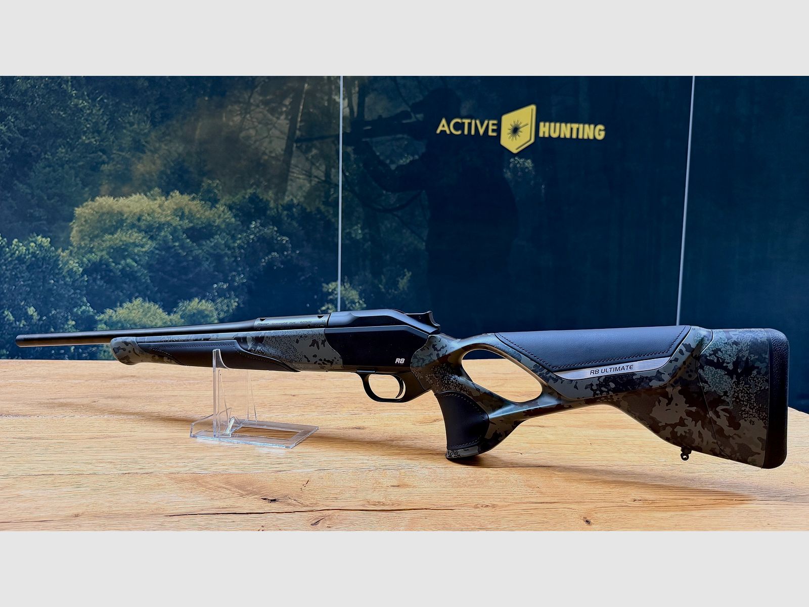 Blaser R8 Ultimate Carbon Huntec Camo arma completa / calibre seleccionable / logo plateado / Semi Weight