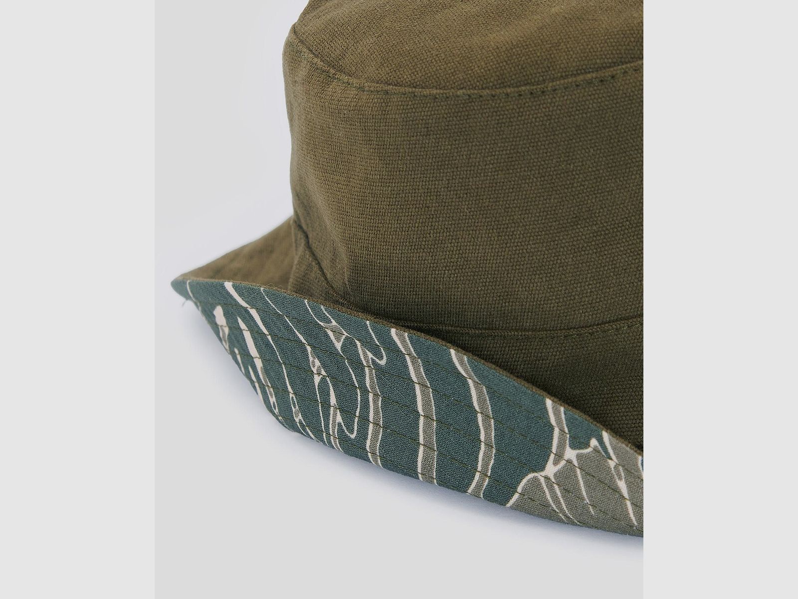 Barbour Hut Cornwall