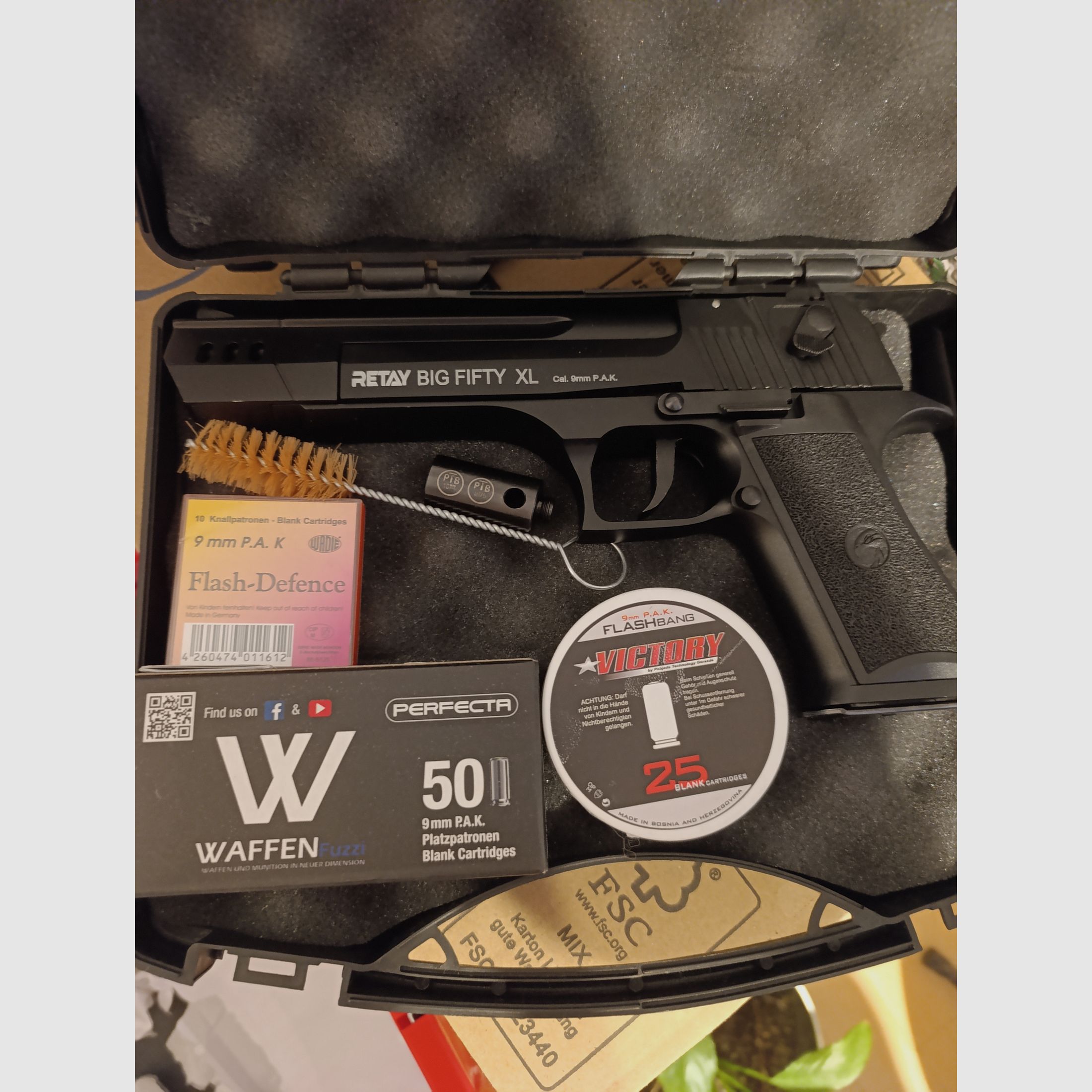Pistolet alarmowy Retay Big Fifty XL (Dessert Eagle)