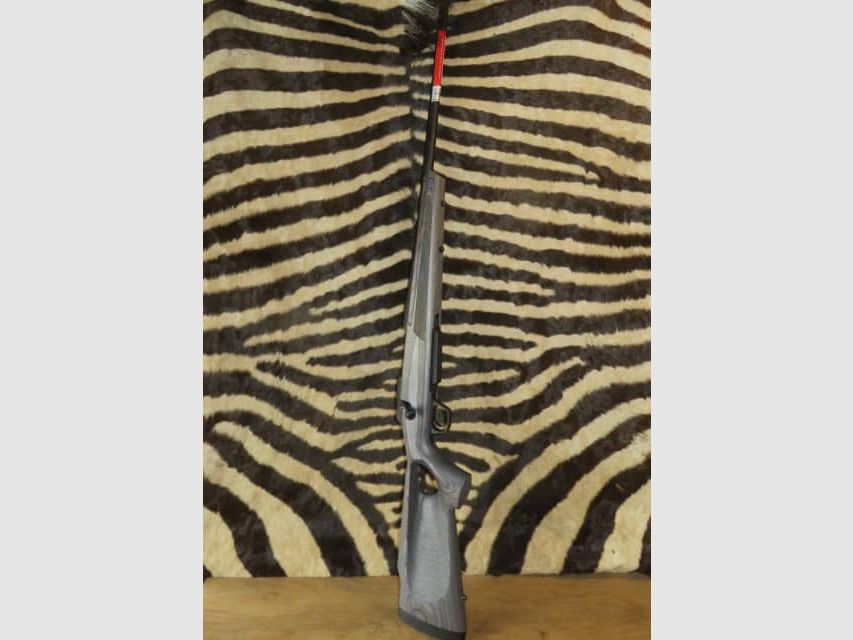 Repetierbüchse WINCHESTER XPR Thumbhole Kal. .243 Win Lauf 56 cm gewinde, Bild 1 von 10