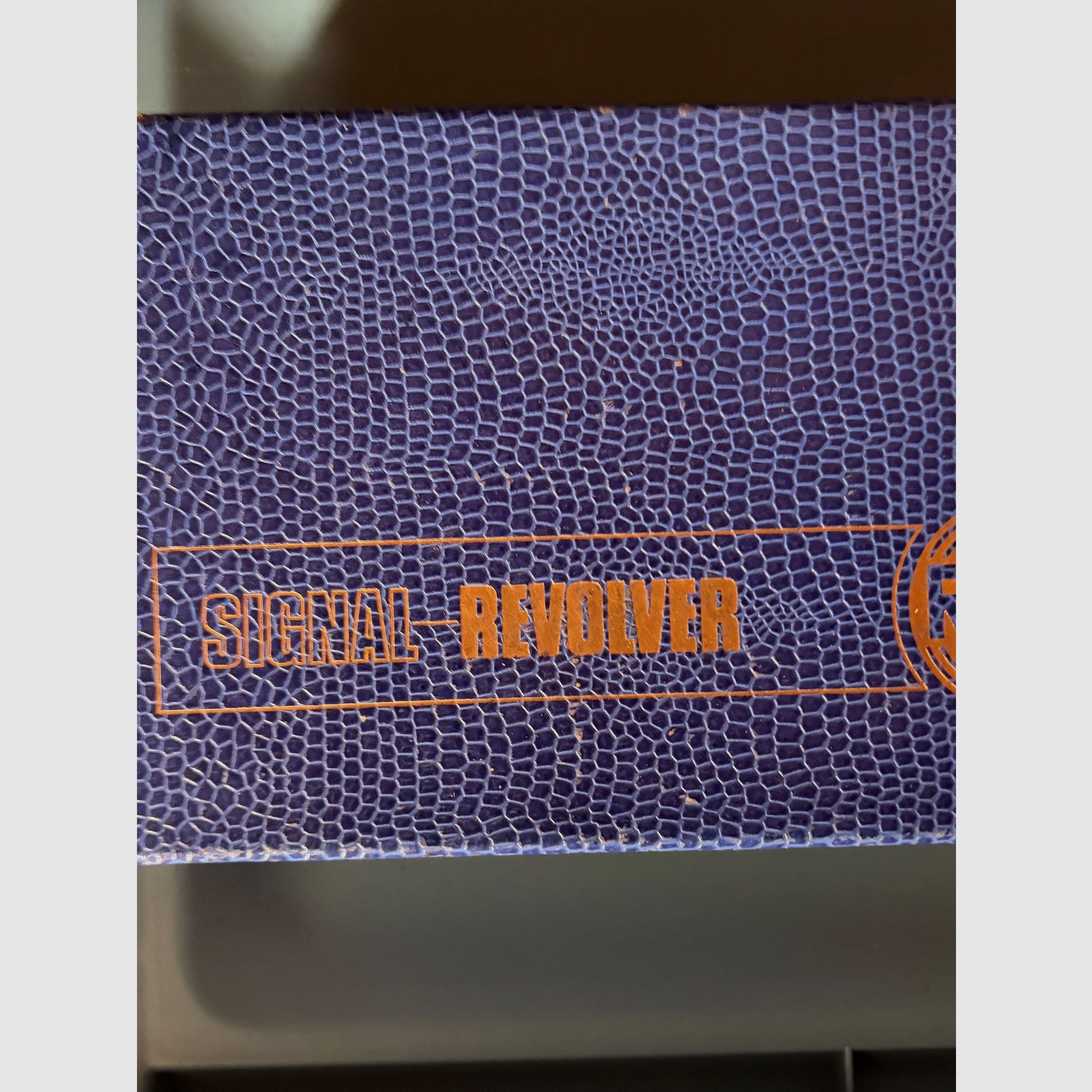 Signal Revolver RG 76