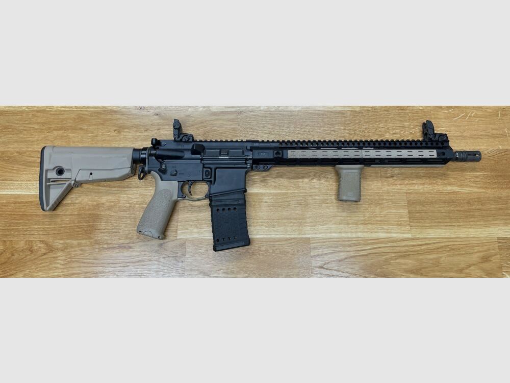 ¡Utilizable deportivamente! Windham Weaponry WW-15 rifle semiautomático .223Rem cañón de 16" con sistema de gas de longitud media - excelente base para proyecto de tuning - sistema AR15 tipo AR-15 con guardamanos Midwest Combat + piezas BCMGUNFIGHTER + piezas Magpul