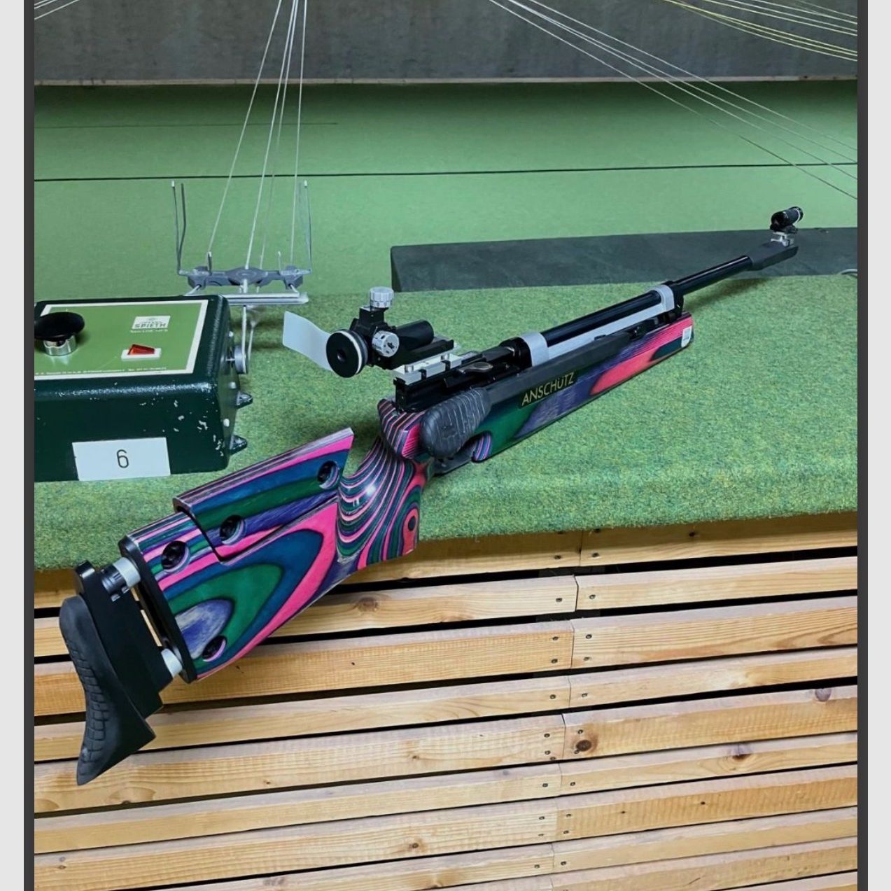 Anschütz buntes Luftgewehr