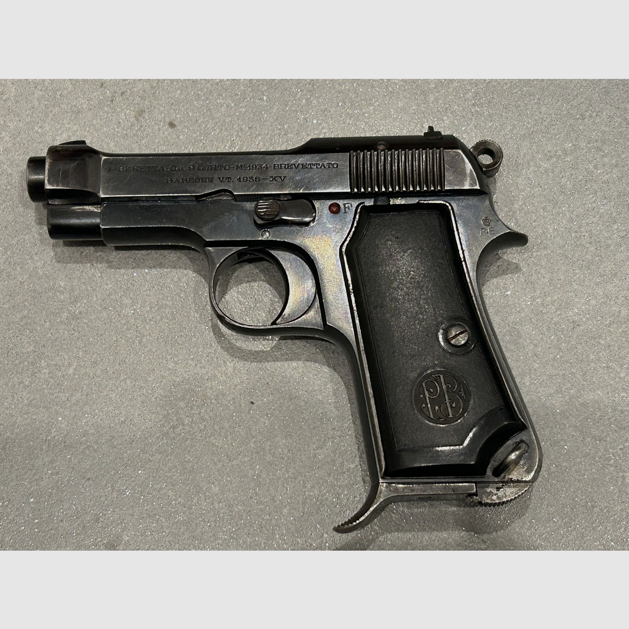 Beretta M1934 - 9mm corto italienische Militärwaffe 2. Weltkrieg