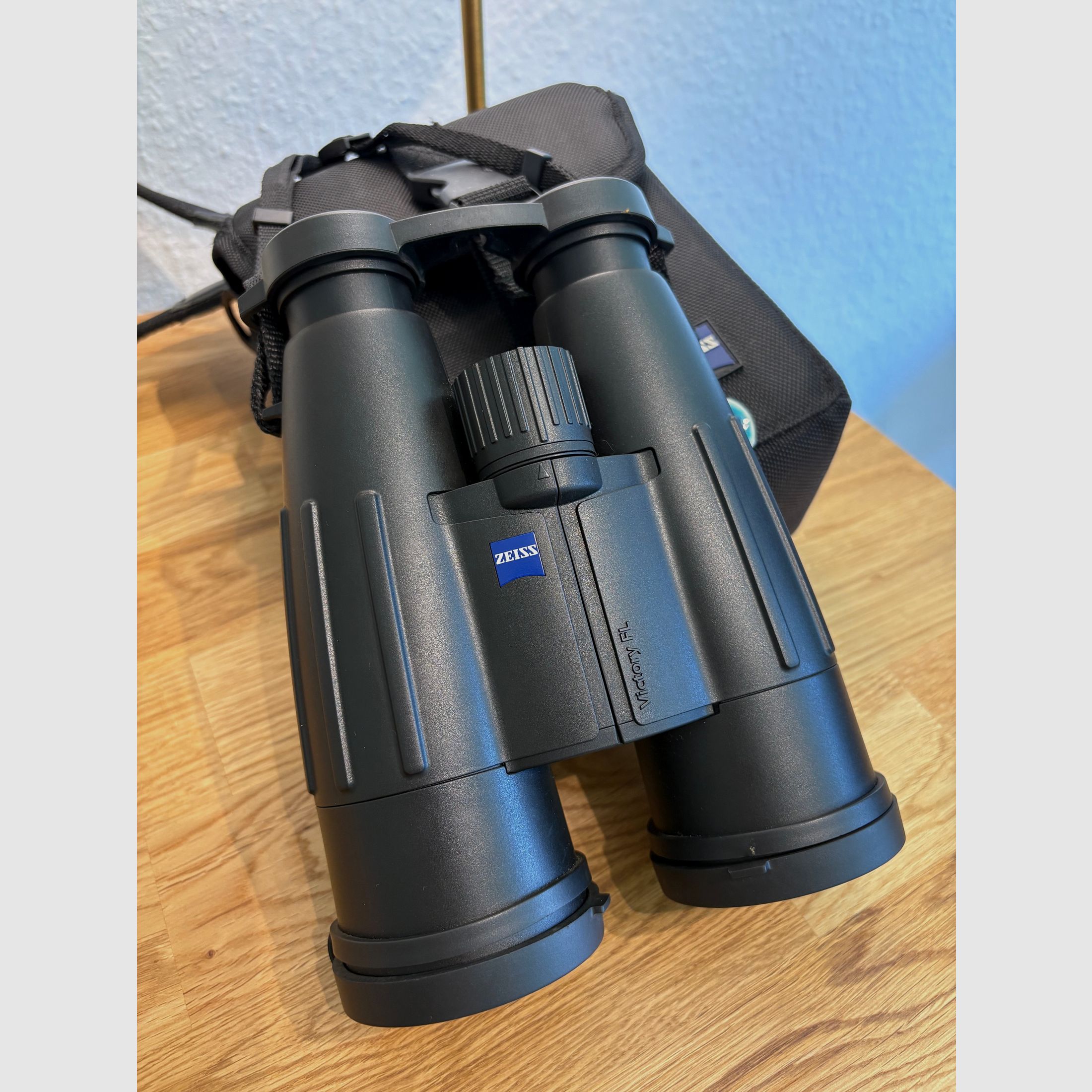 Fernglas Zeiss Victory 10x56 T* FL 
