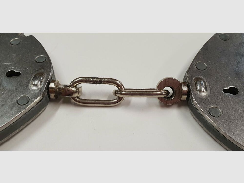 CLEJUSO Clemen & Jung e.K. Handcuff CLEJUSO No. 12 A INOX large, stainless steel handcuff, Made in Germany, used