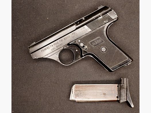 Perfecta FBI 8000 (PTB 387) z kaburą na ramię