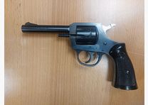 Harrington & Richardson Model 900