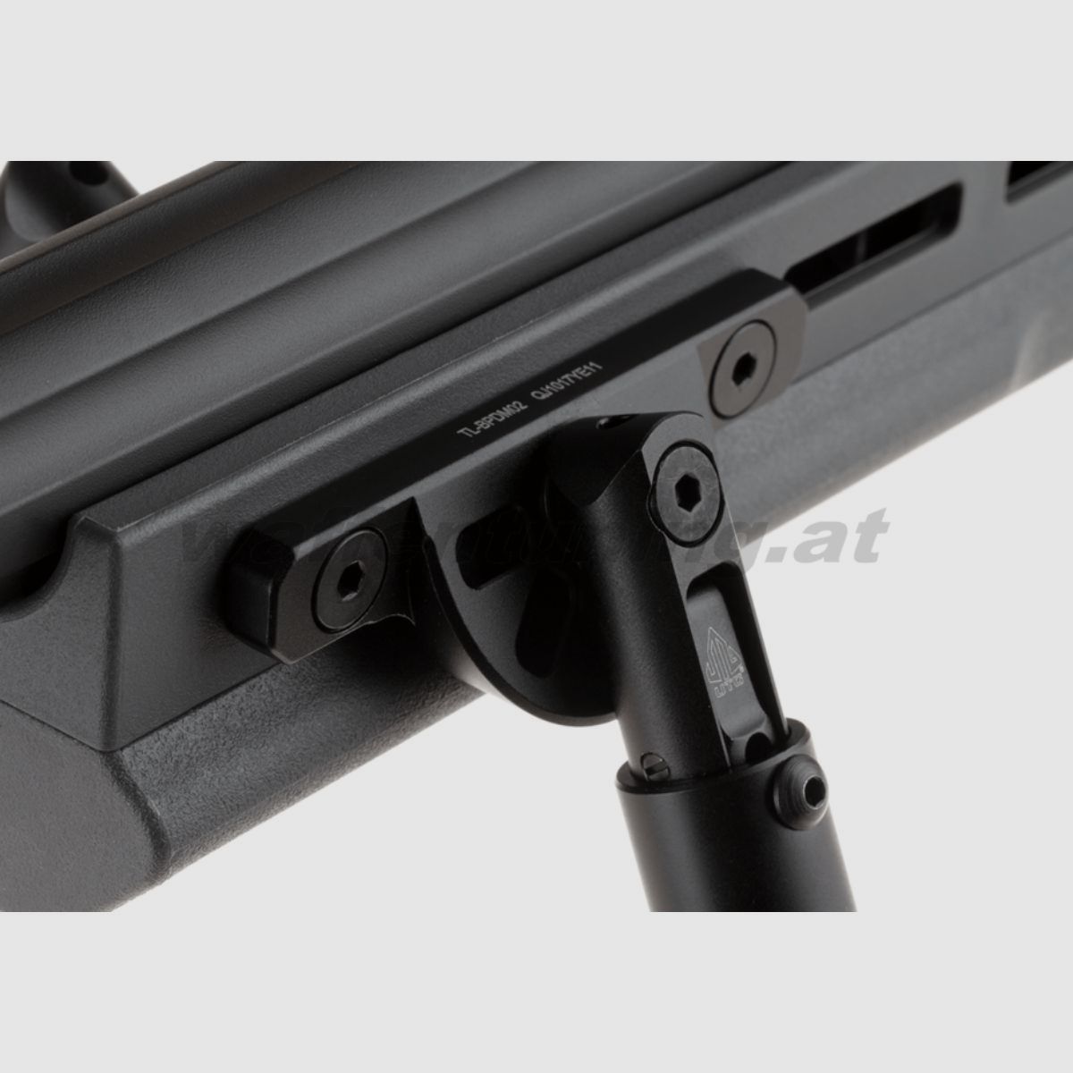 UTG Recon Flex M-LOK Bipod 8.0-11.8 inches, image 3 of 4