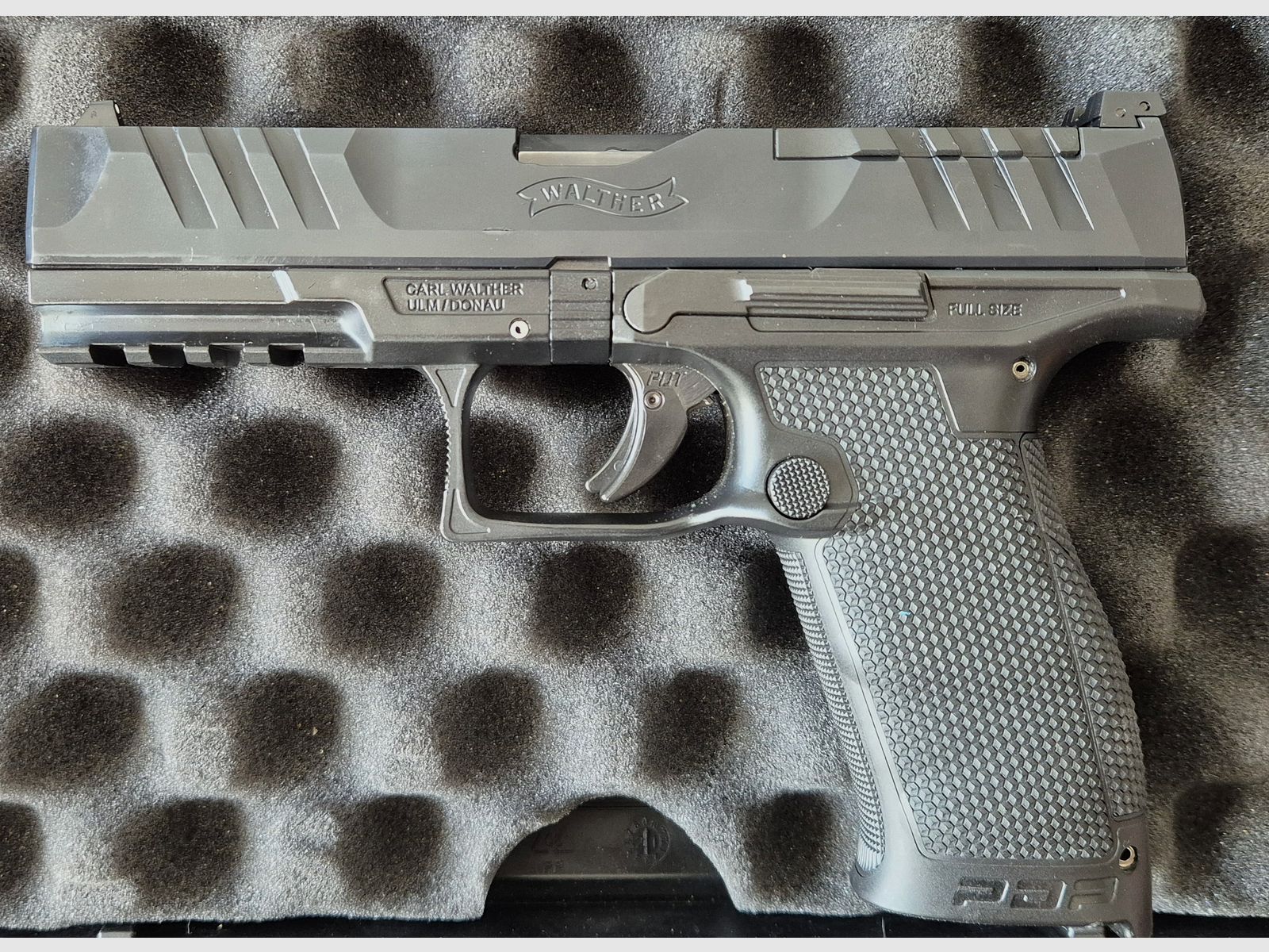 WALTHER PDP 4.5 OR WRAZ Z PODPARCIEM STOCK i wieloma akcesoriami, zdjęcie 1 z 12