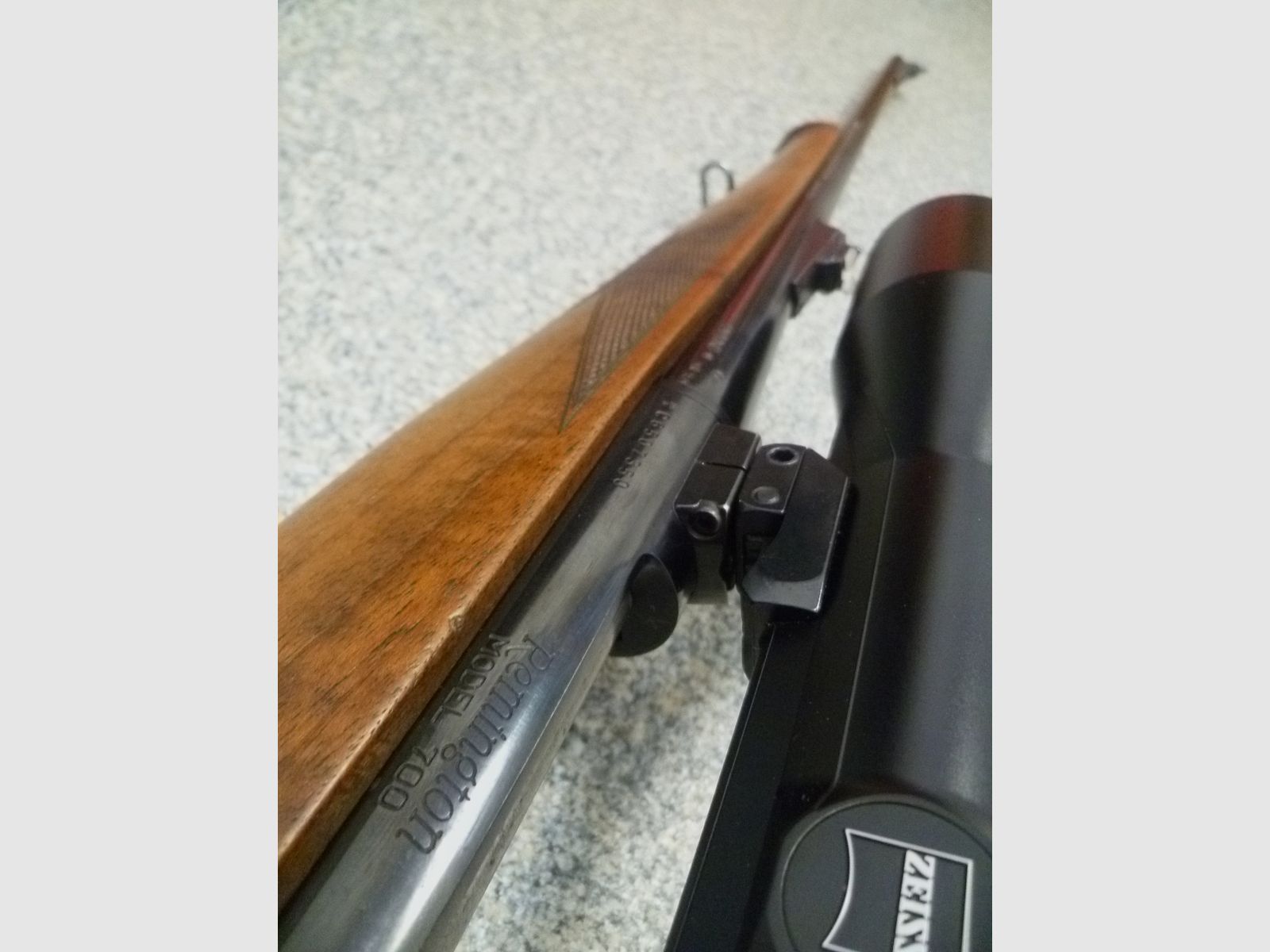 Repetierbüchse Remington 700 .30-06 Spring.