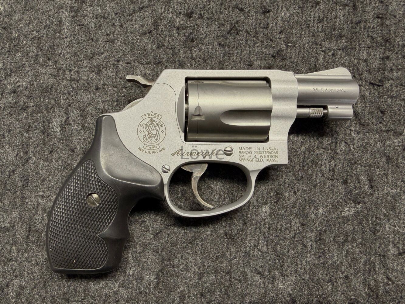 Smith and Wesson Airwight 637-1