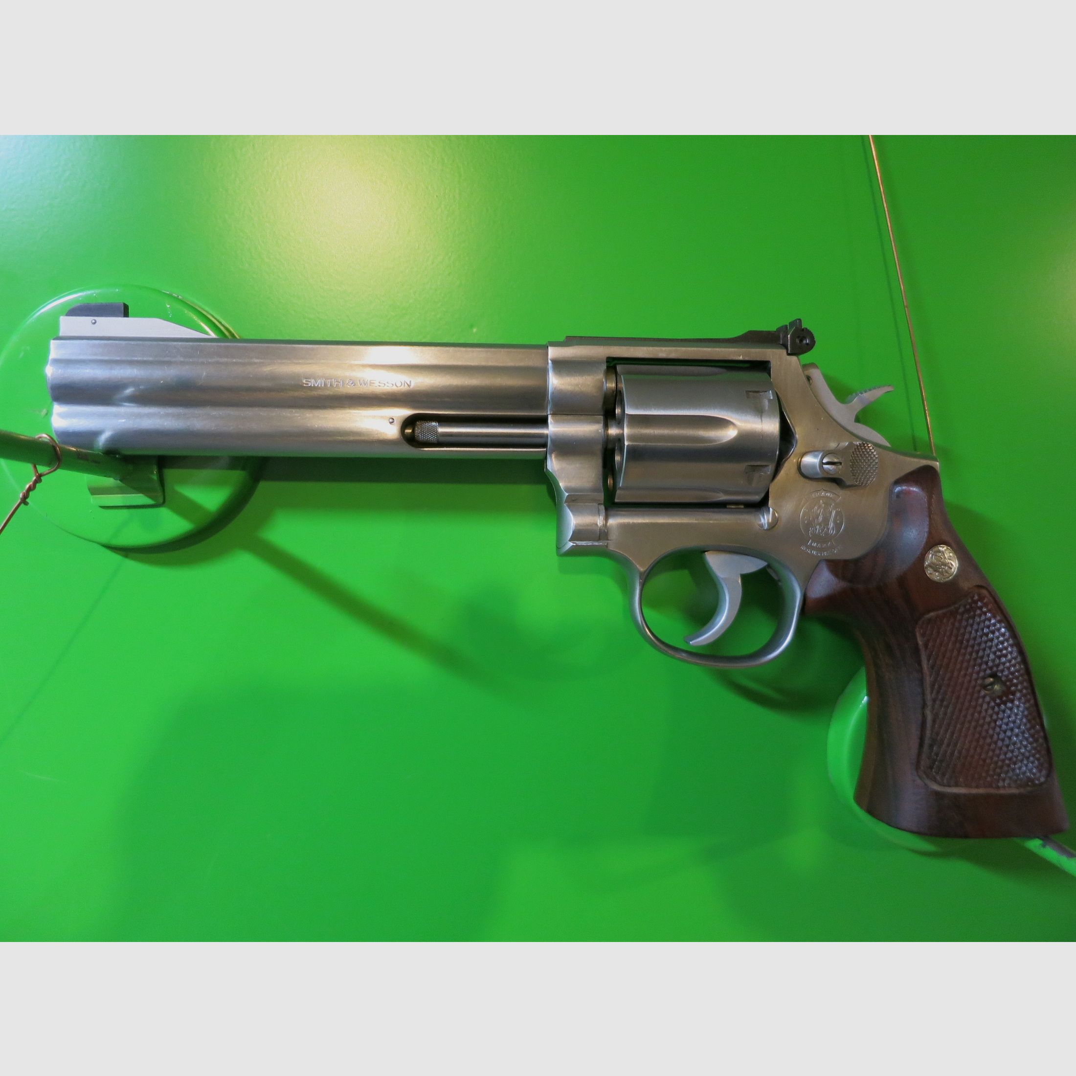 Revolver, SMITH&WESSON, Mod. 686, .357 Magnum, canon de 6", version en acier inoxydable (stainless) #15-