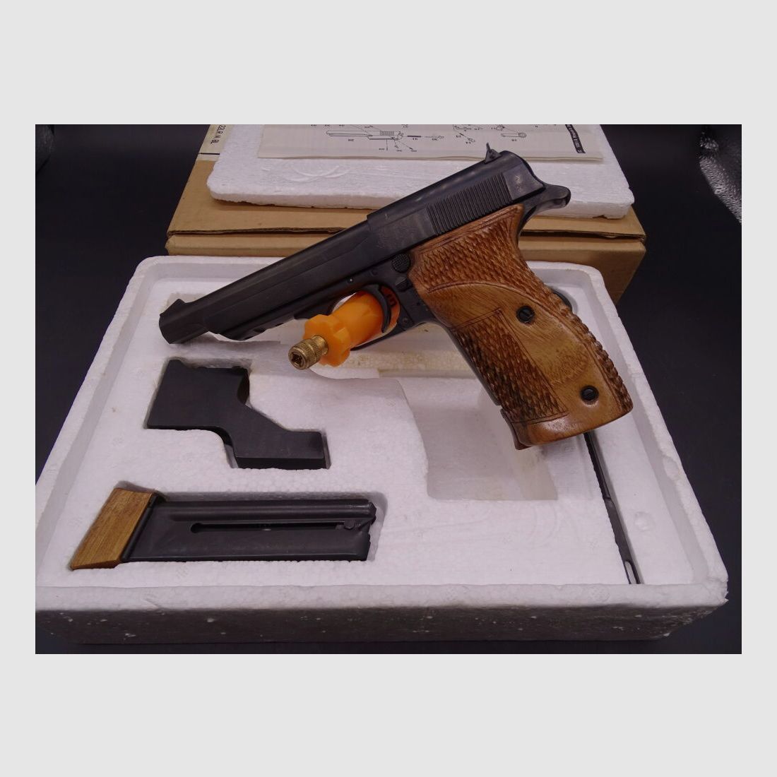 Norinco TT Olympia 1936 Kaliber .22lr mit Original Verpackung TT Olympia 1936