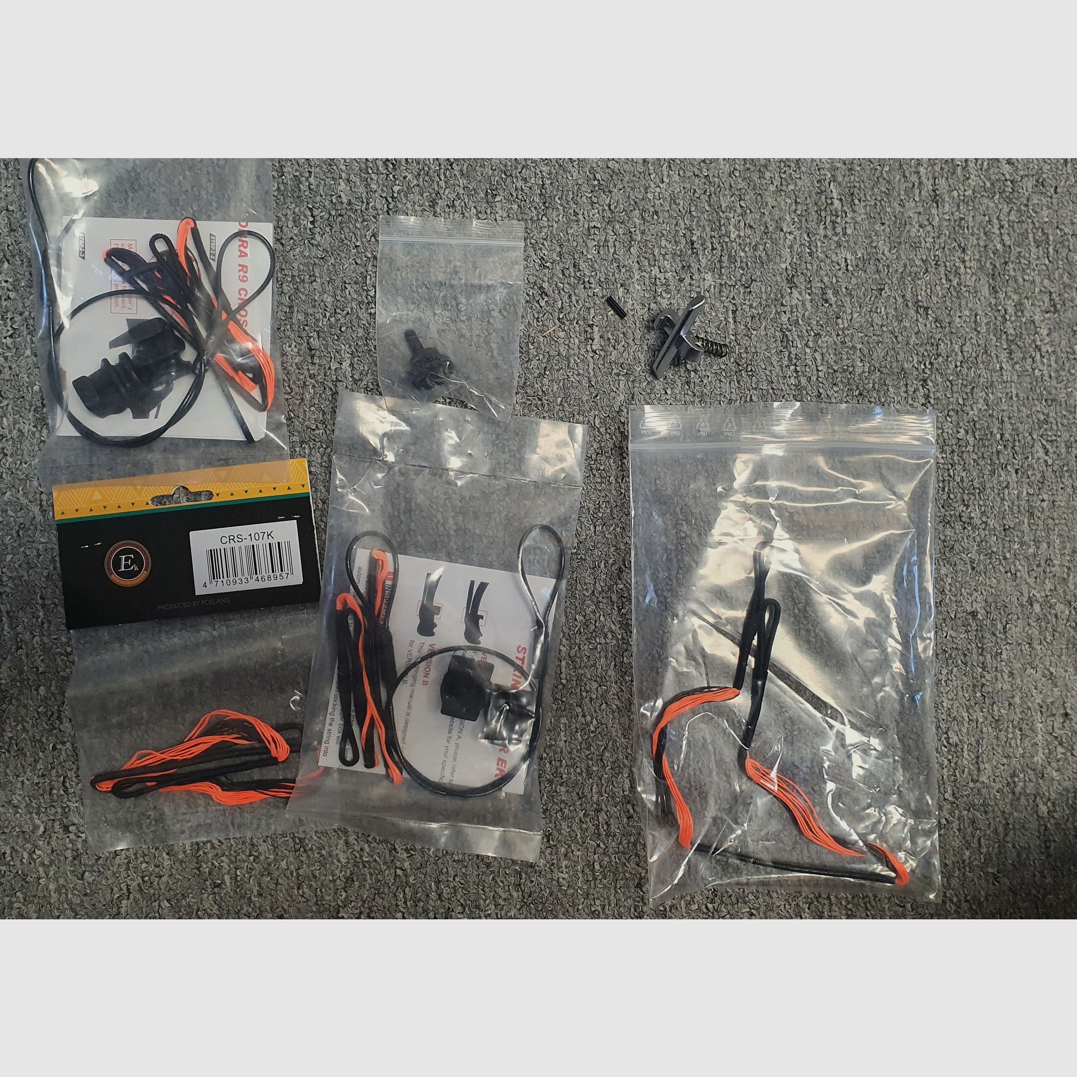 Taktische Repetierarmbrust Cobra Adder, 130 lbs, 7 Schuss Magazin und viel Zubehör.