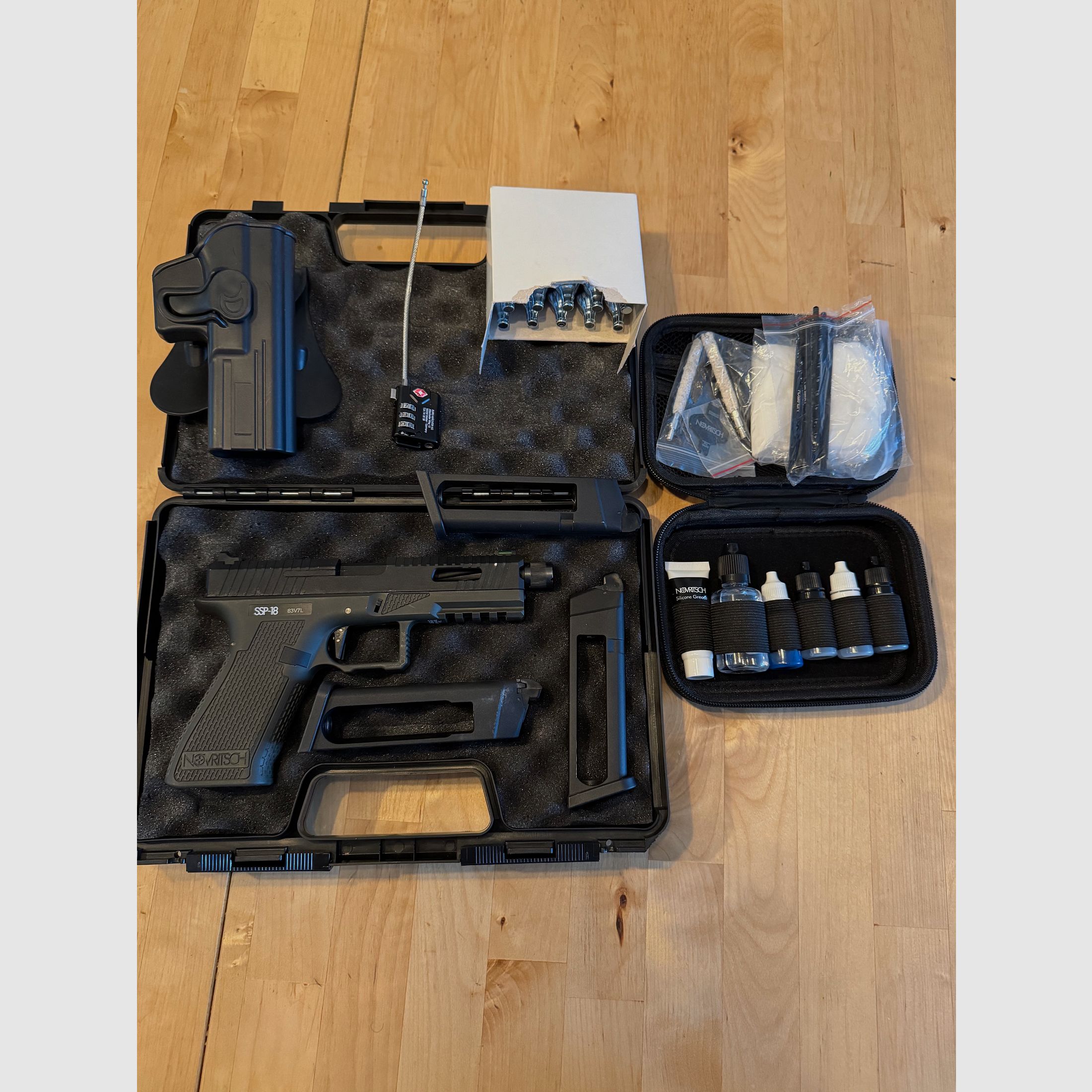Novritsch SSP18 GBB Grün + Zubehör