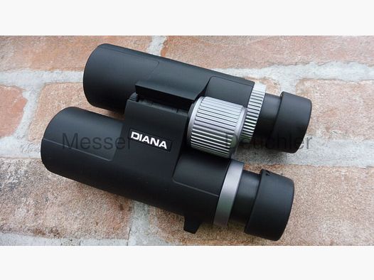 DIANA 8x42