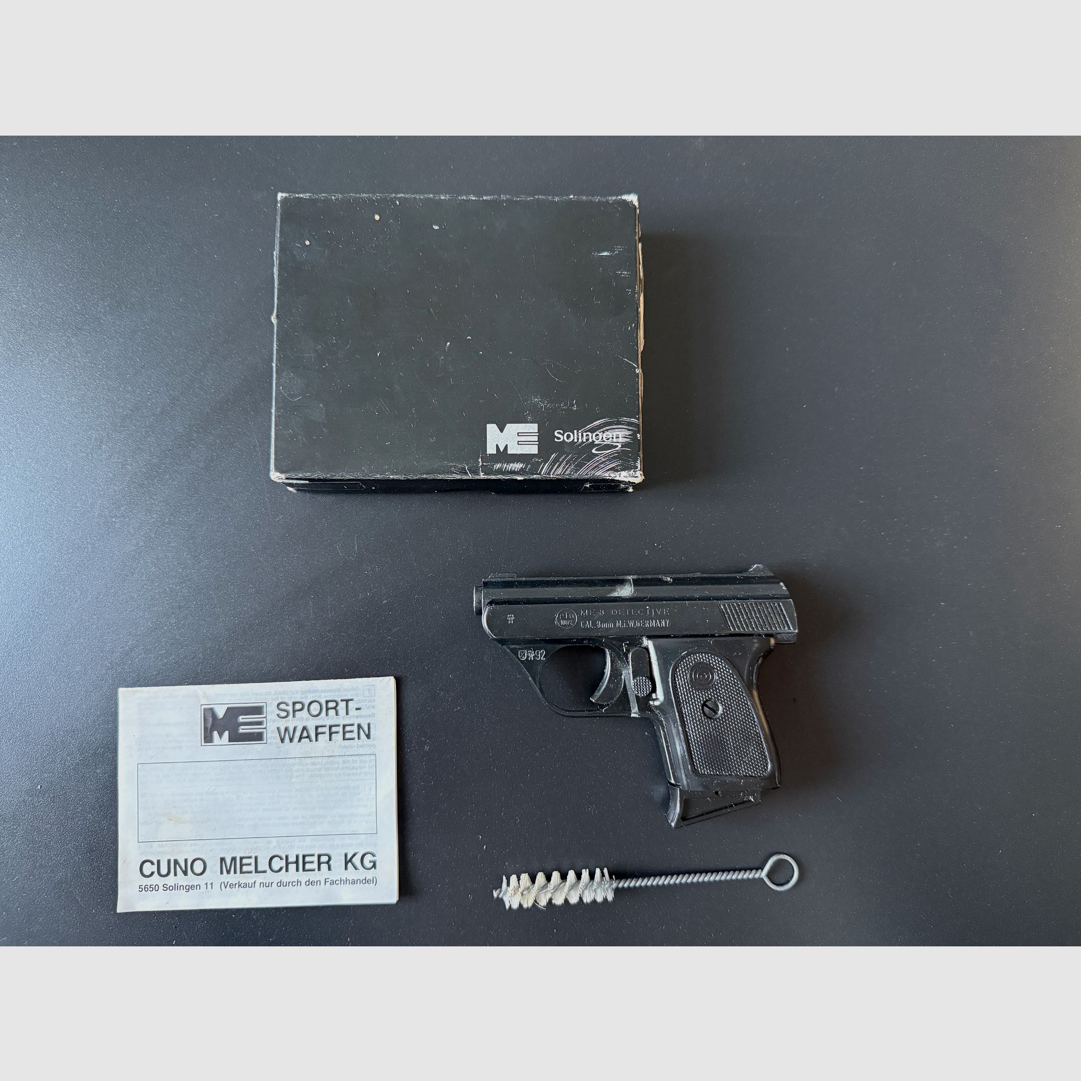 ME 8 Detective Cal. 8mm, Schreckschusspistole