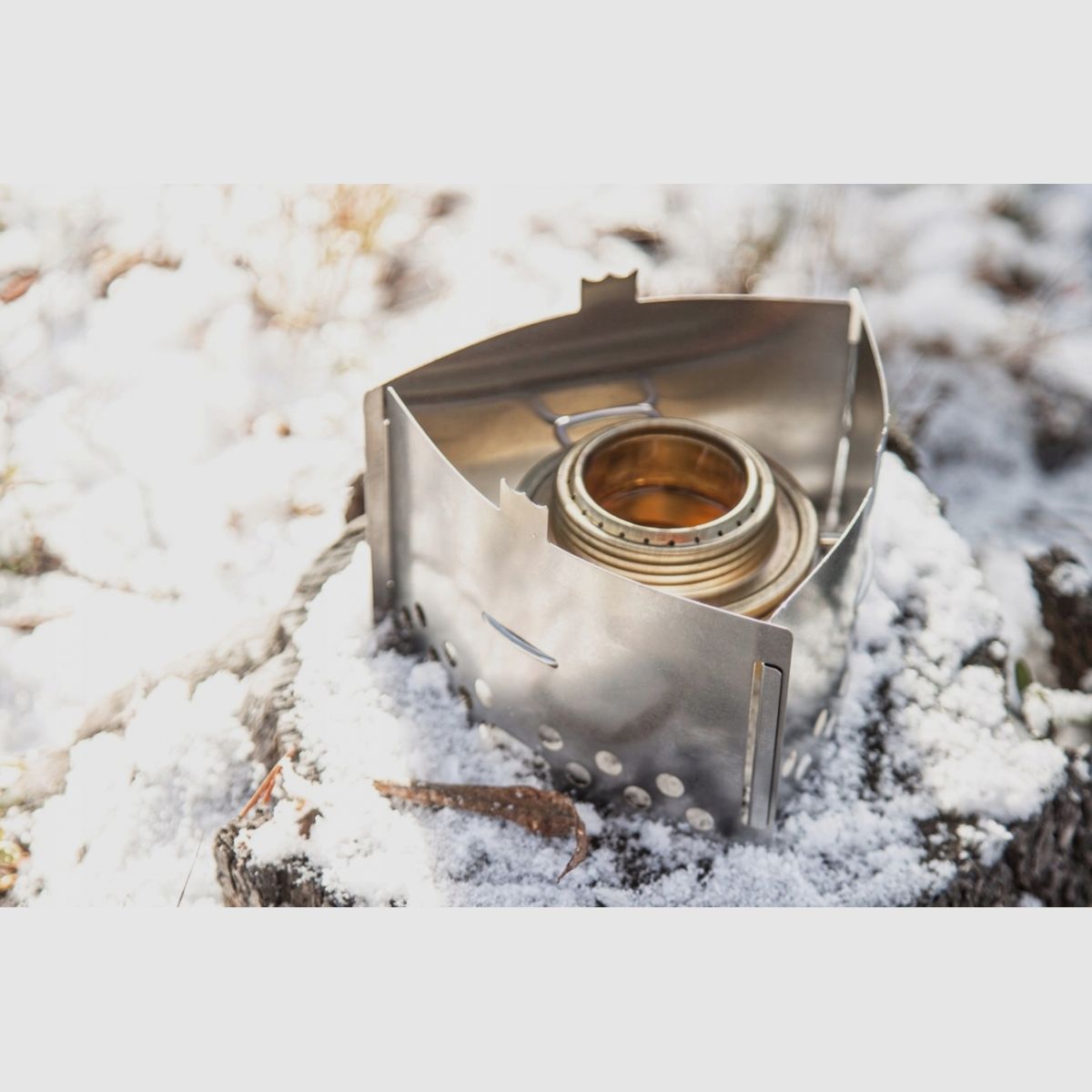 Windshield stand for Trangia Triangle camping stove, image 5 of 8