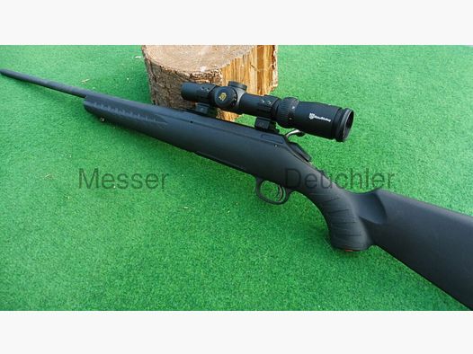 Ruger Rifle Americano con mira telescópica para caza montada lista