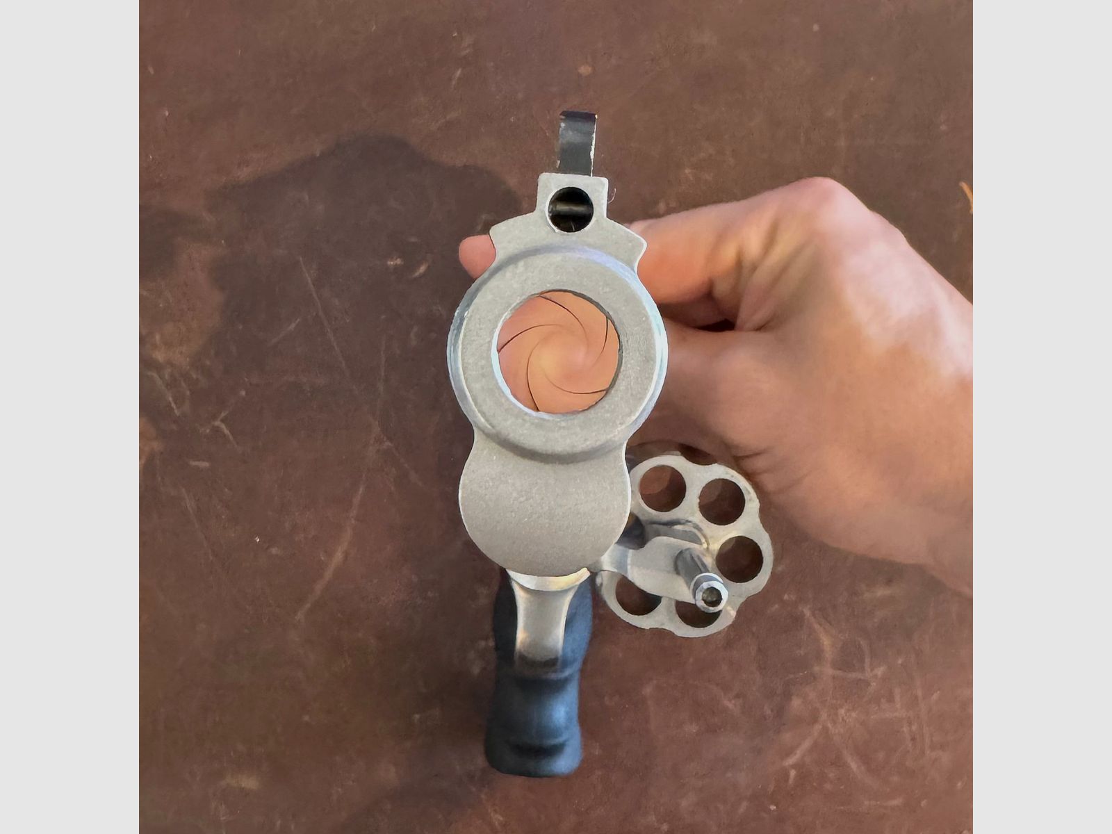 Smith & Wesson 629 Classic DX – Revolver .44 Magnum en acier inoxydable, 6,5 pouces