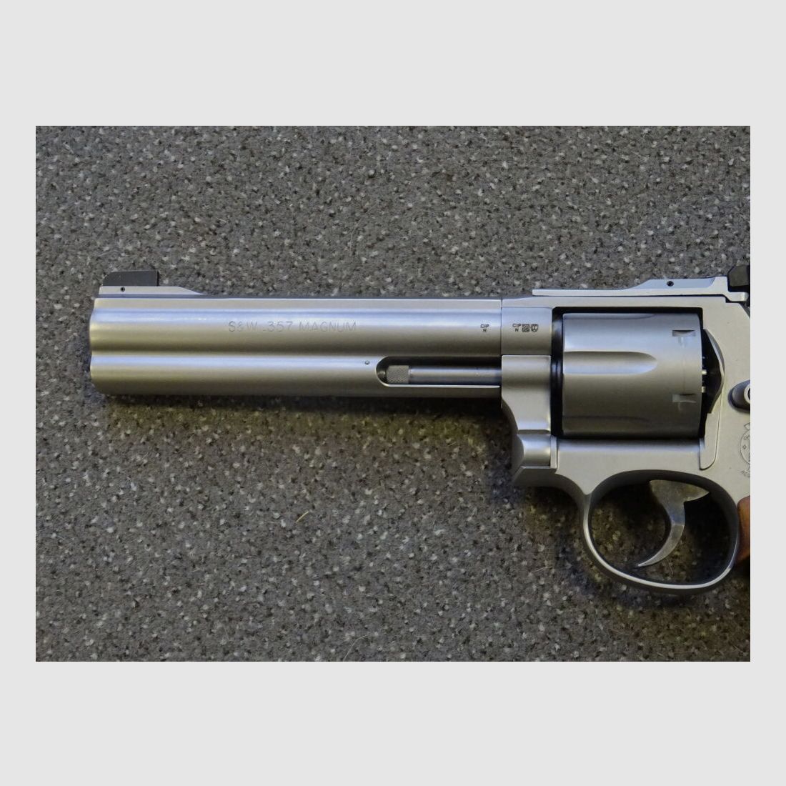 S&W SMITH & WESSON 686-6 TARGET CHAMPION 6"