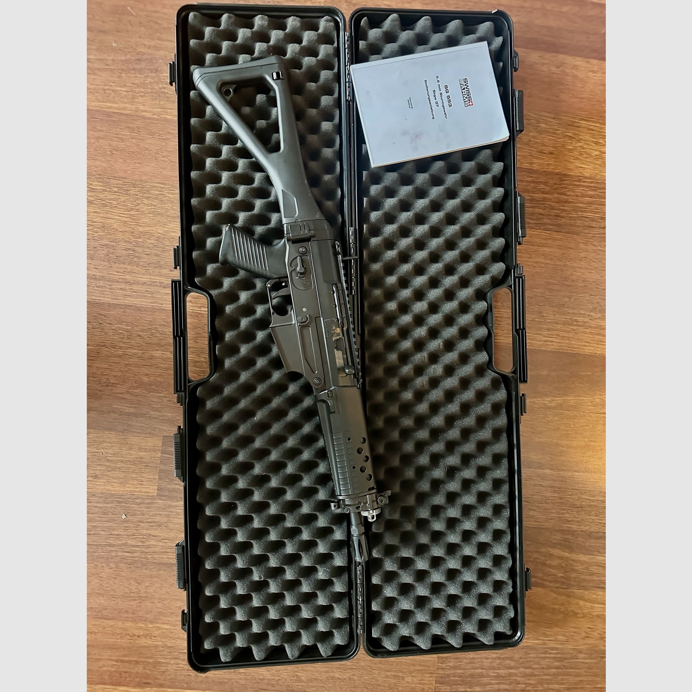 <SIG SG 553 SB>