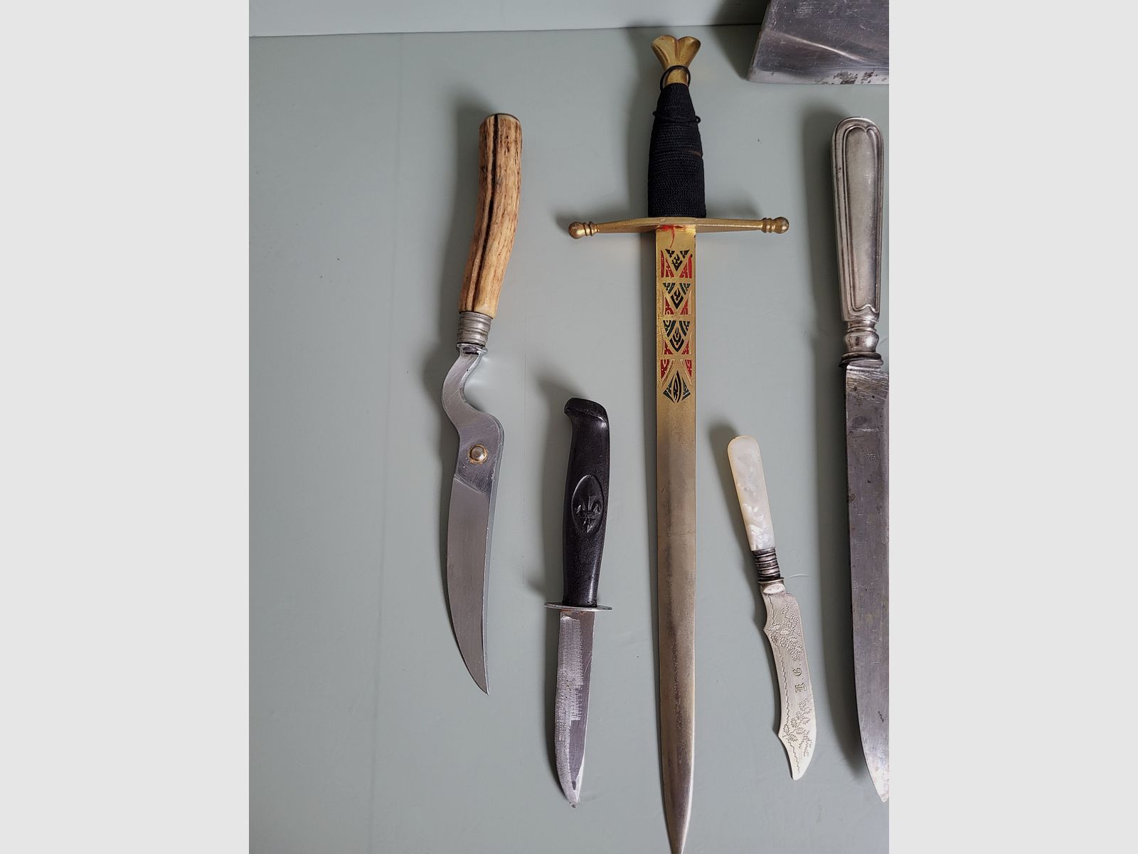 Conjunto de cuchillos - Daga - Toledo - Cuchillo plegable