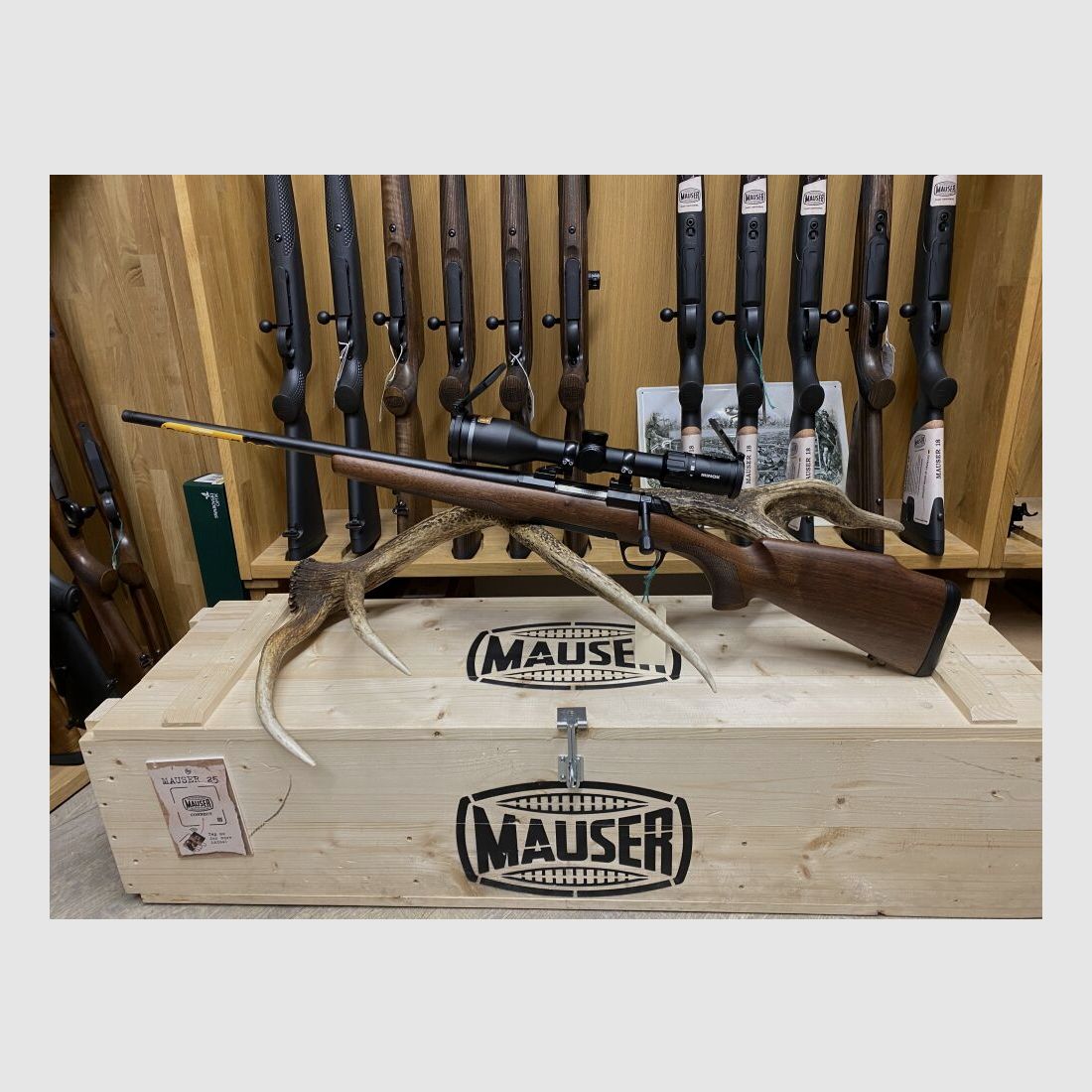 Browning X-Bolt Hunter II MC Threaded links, met Minox Allrounder 2-12x50 zonder rail