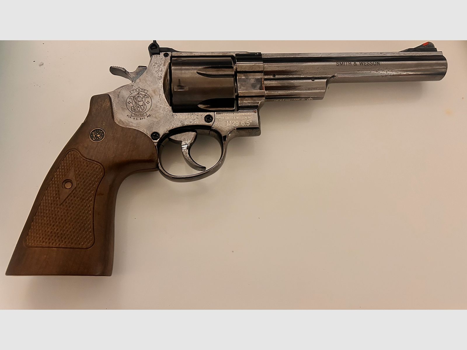 Revolver CO₂ Smith & Wesson M29 (canon de 6,5”) // NEUF NEUF. • Métal : Argent / Aspect inox