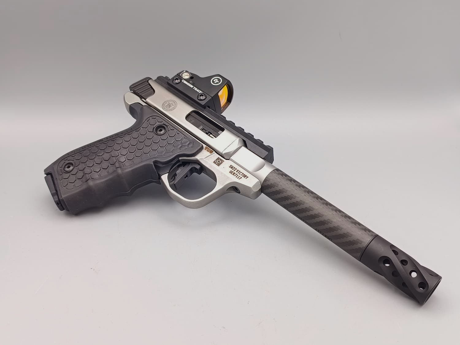 Smith & Wesson Performance Center SW22 Victory Target – .22 lfb / .22 LR mit Carbon-Lauf und Red-Dot-Visier