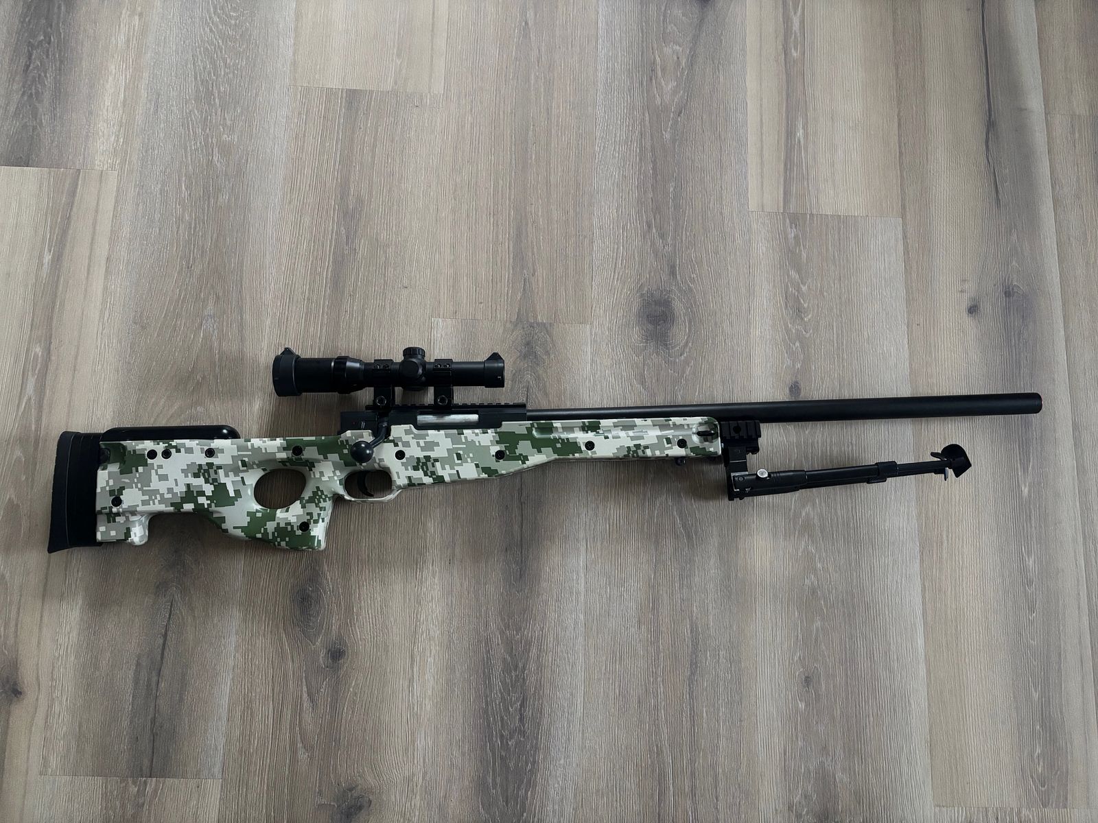 6mm sniper with scope and bipod