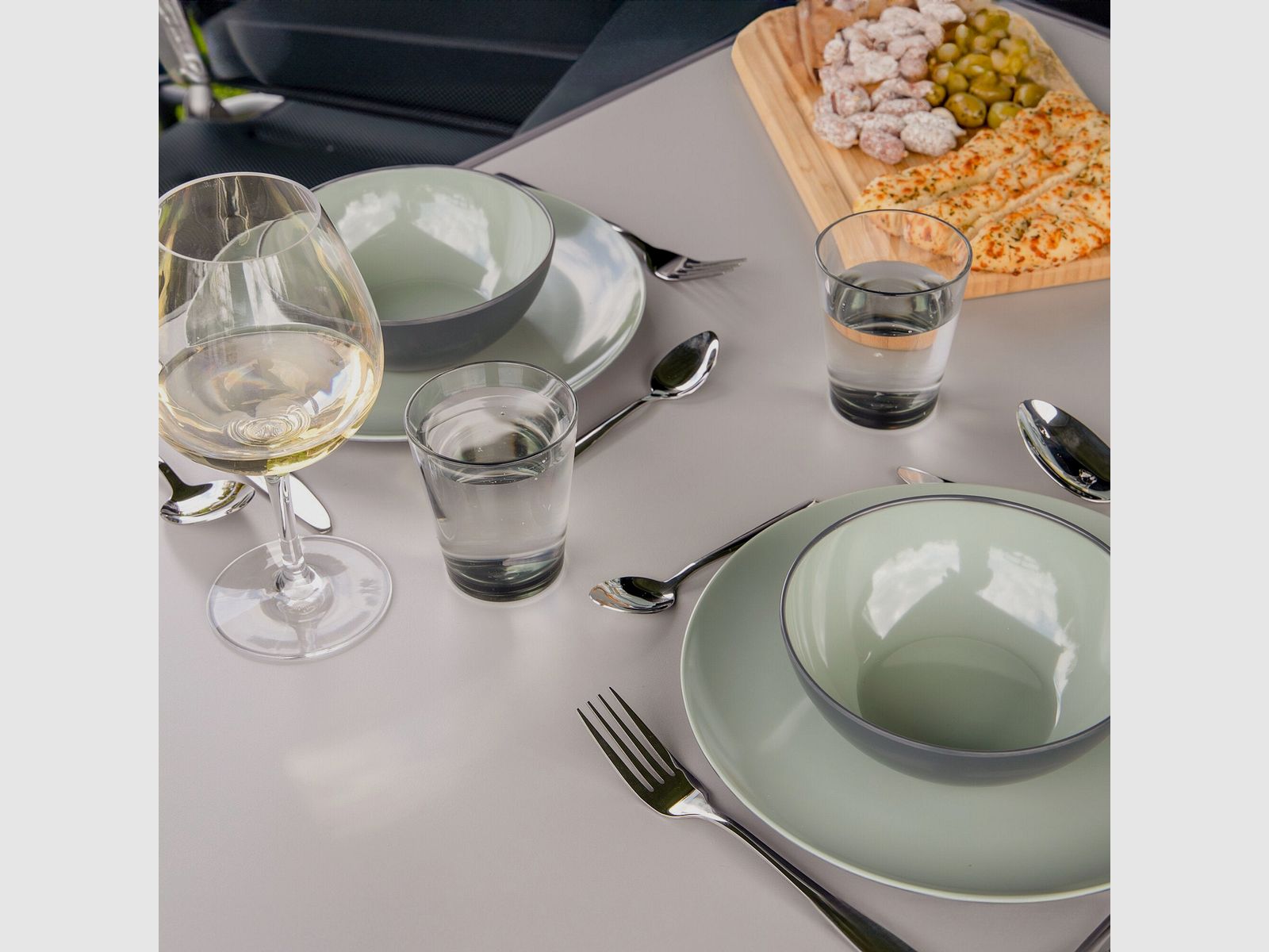 Set di Piatti Vivid Line, Grigio Chiaro, immagine 10 di 17
