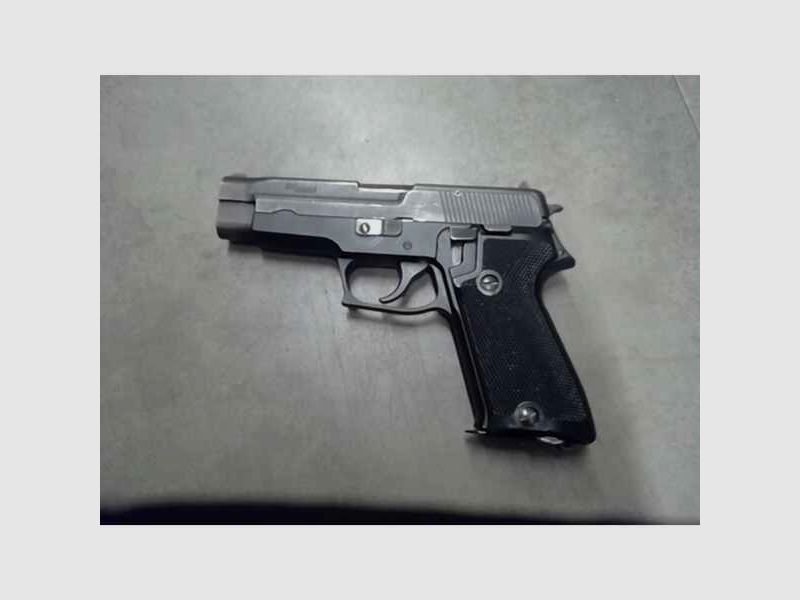 Pistole Sig Sauer P220 Kal.9mm Luger gebraucht