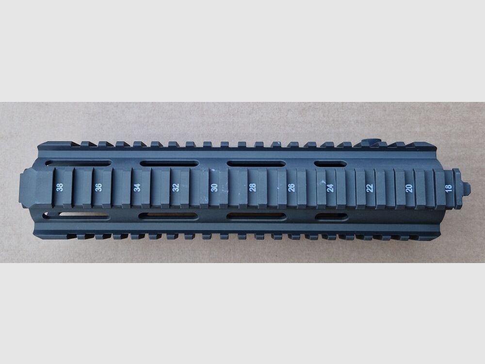 Heckler & Koch MR 223 Handschutz/Vorderschaft 9" Quad Rail, Bild 2 von 3